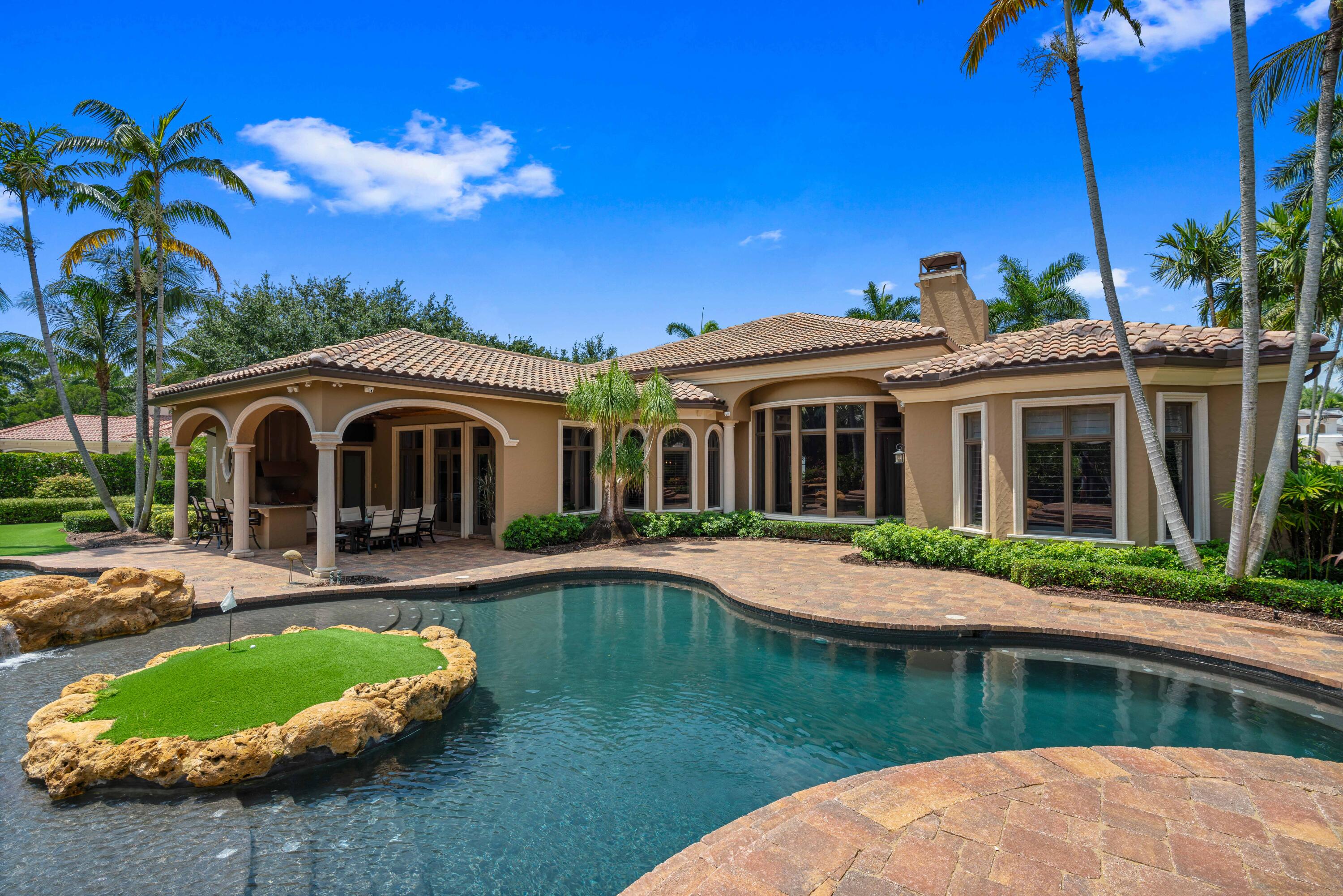 OLD PALM 4 - Residential