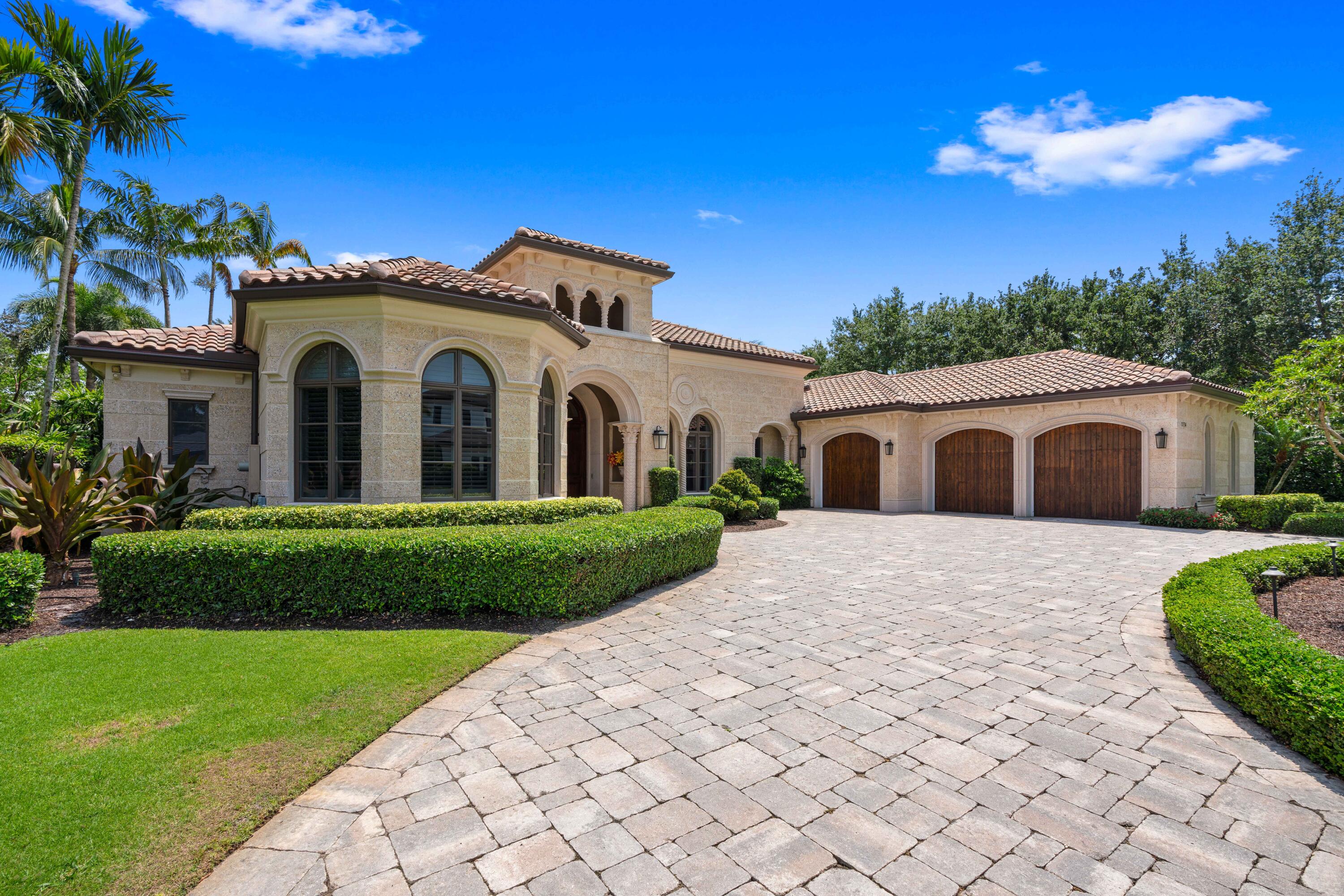 OLD PALM 4 - Residential