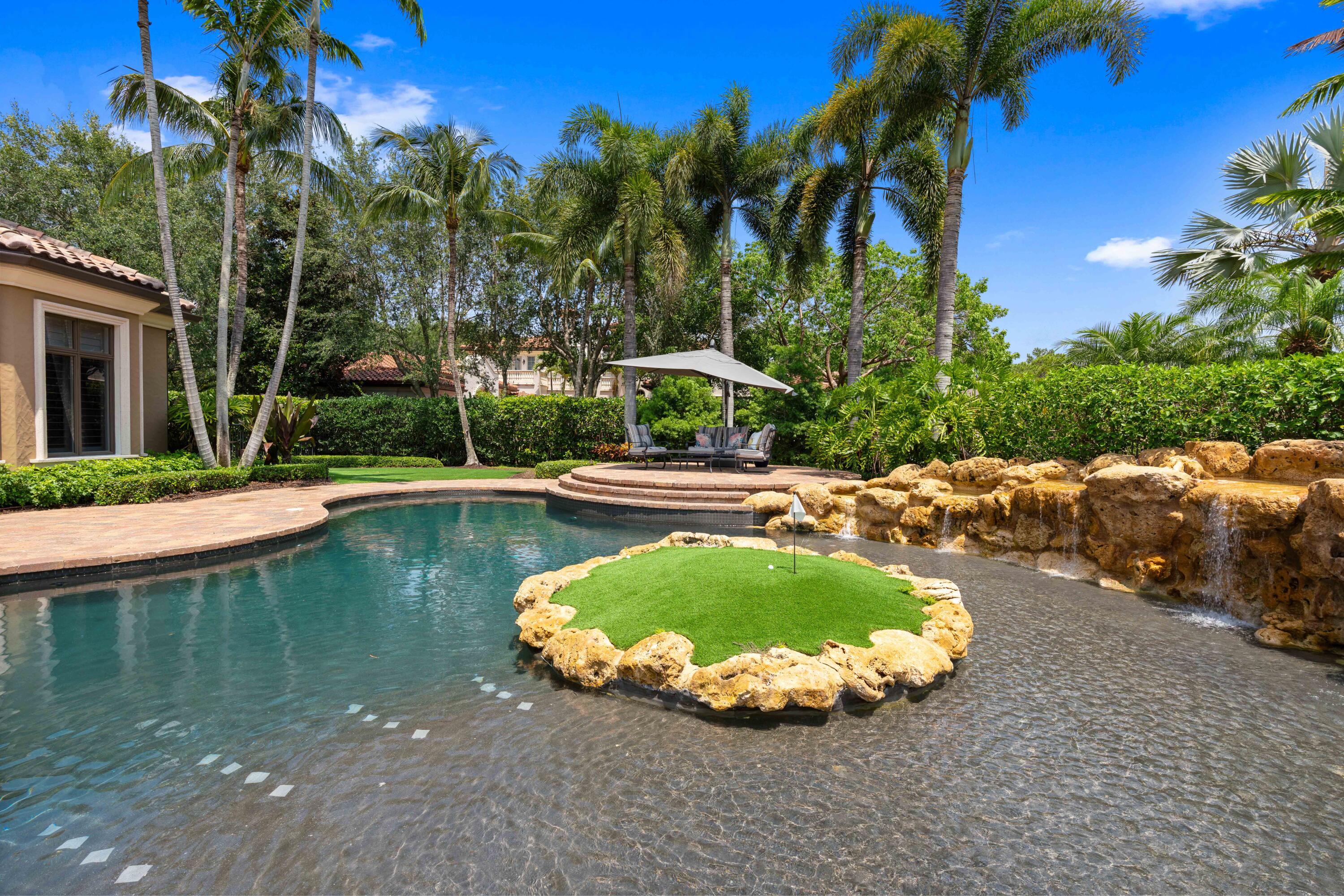 OLD PALM 4 - Residential