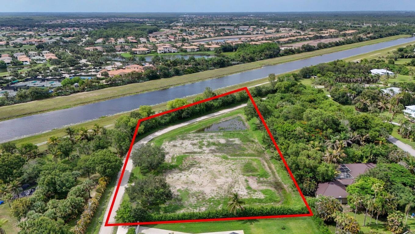 PALM BEACH COUNTRY ESTATES - Land