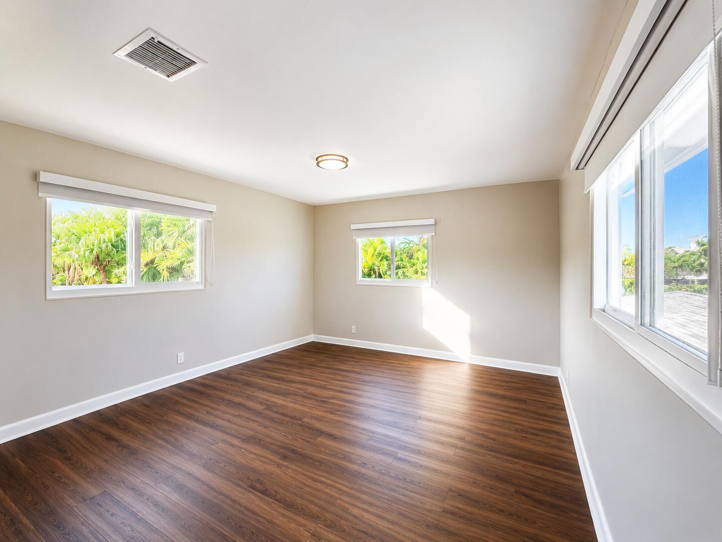 HOLLYWOOD LAKES SECTION - Residential Lease