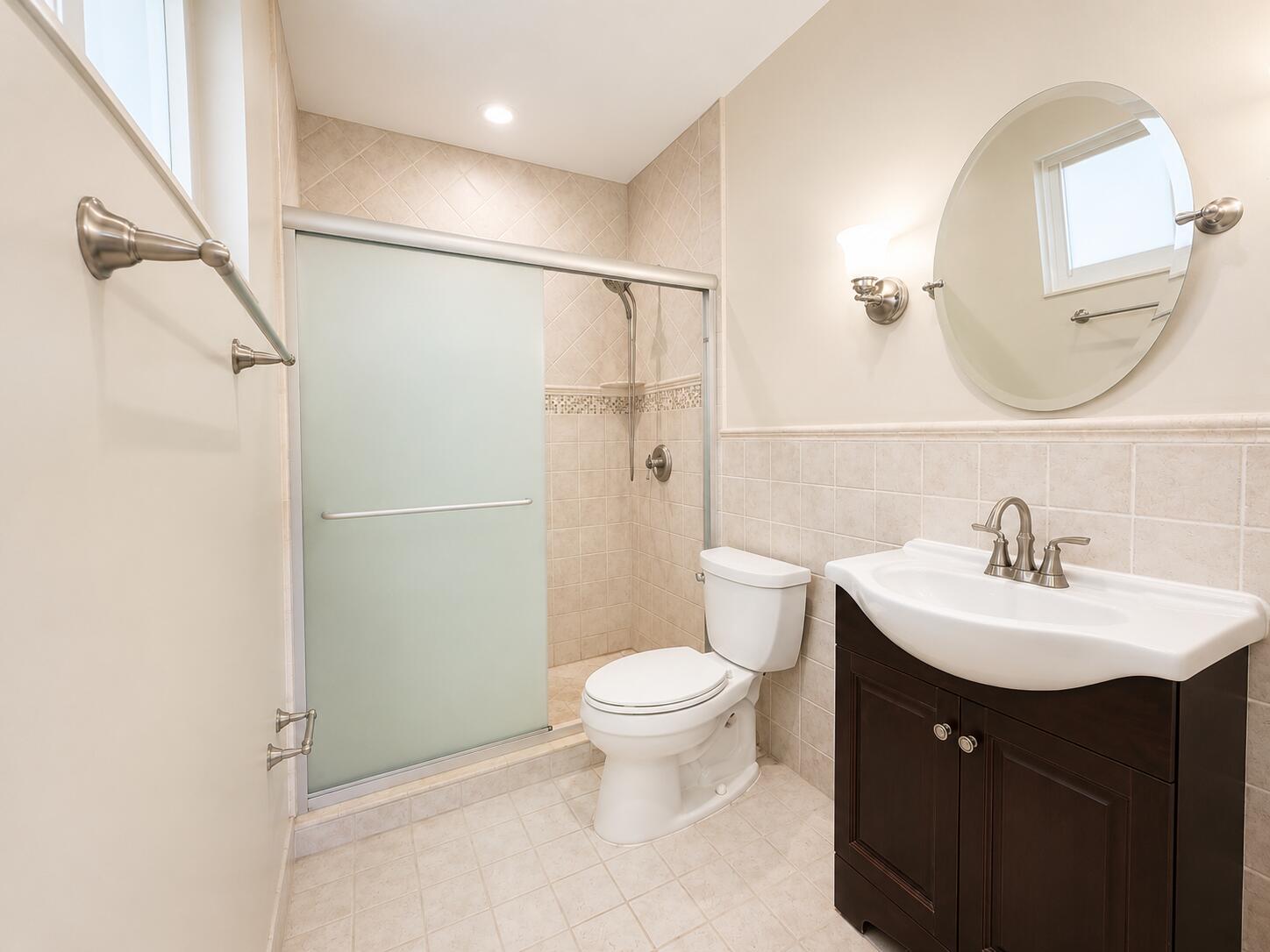 HOLLYWOOD LAKES SECTION - Residential Lease
