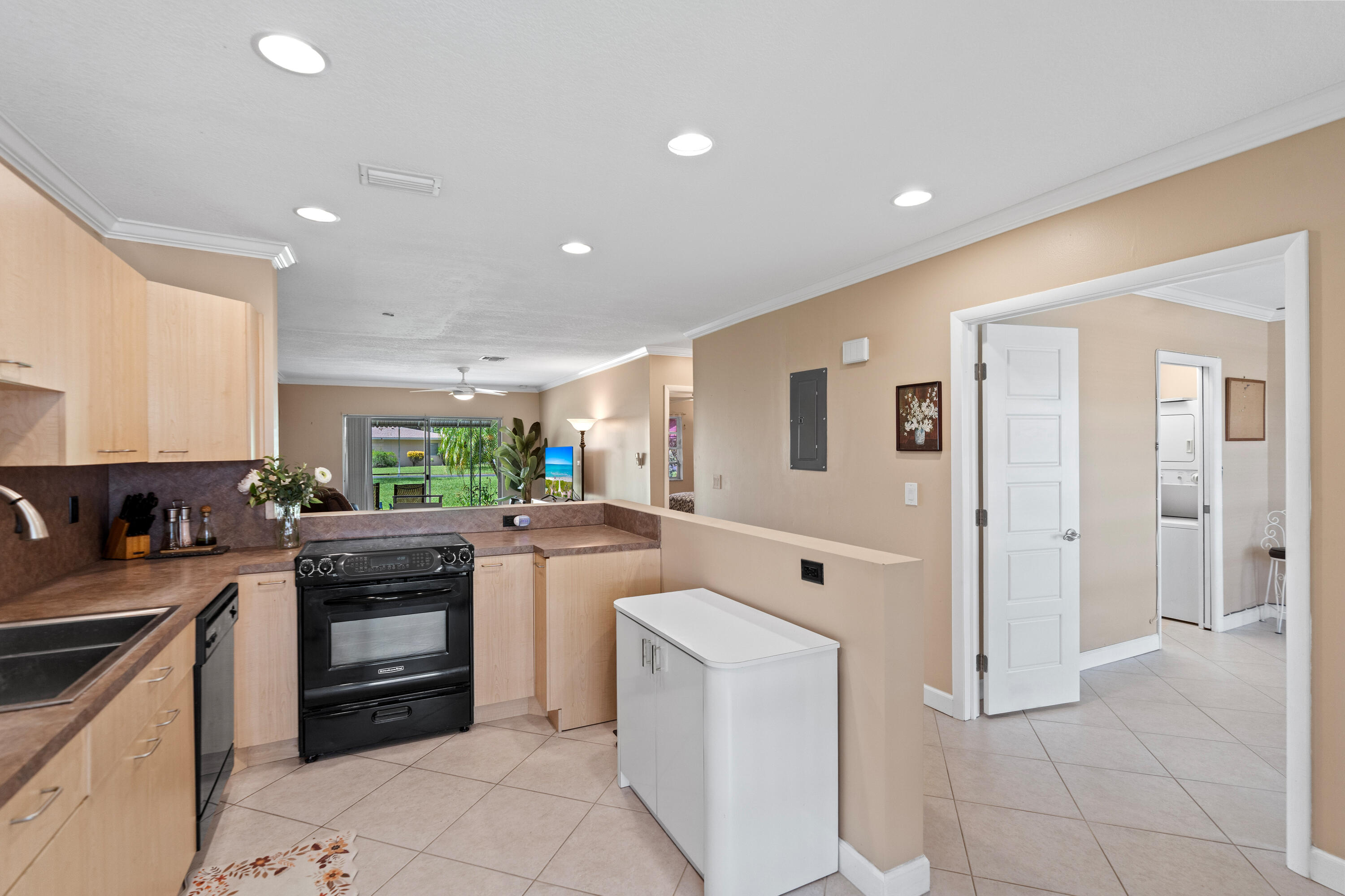 BOCA LAKES CONDO - Residential