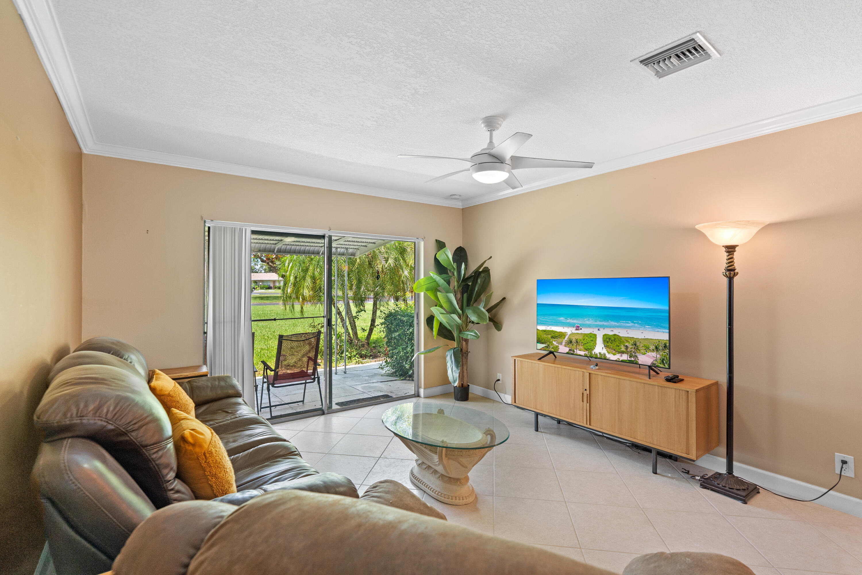 BOCA LAKES CONDO - Residential