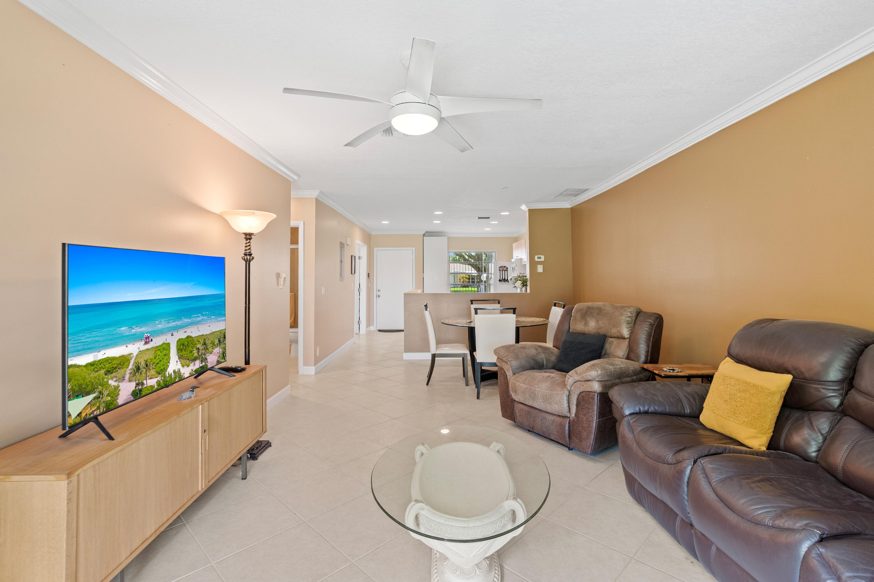 BOCA LAKES CONDO - Residential