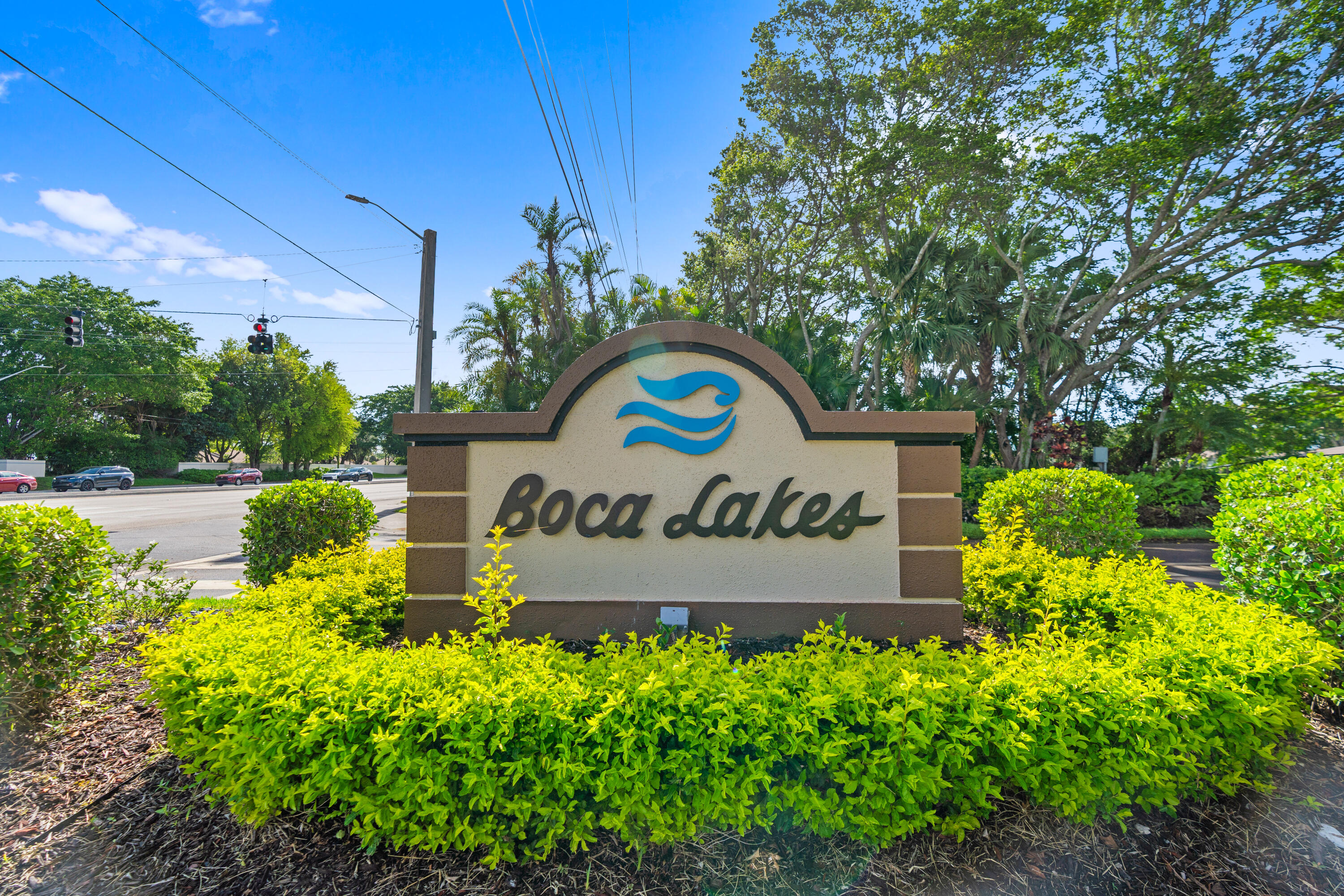 BOCA LAKES CONDO - Residential
