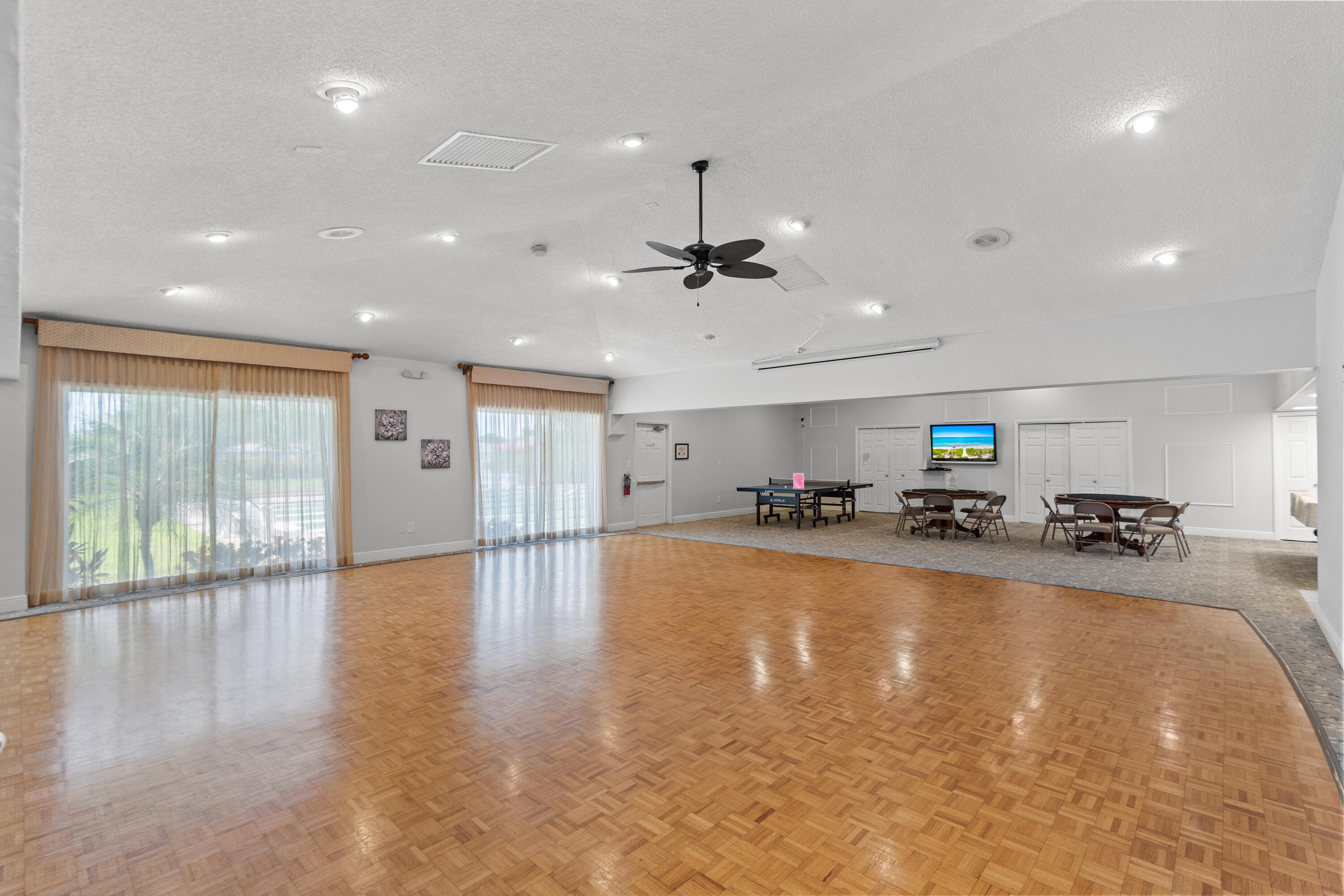 BOCA LAKES CONDO - Residential