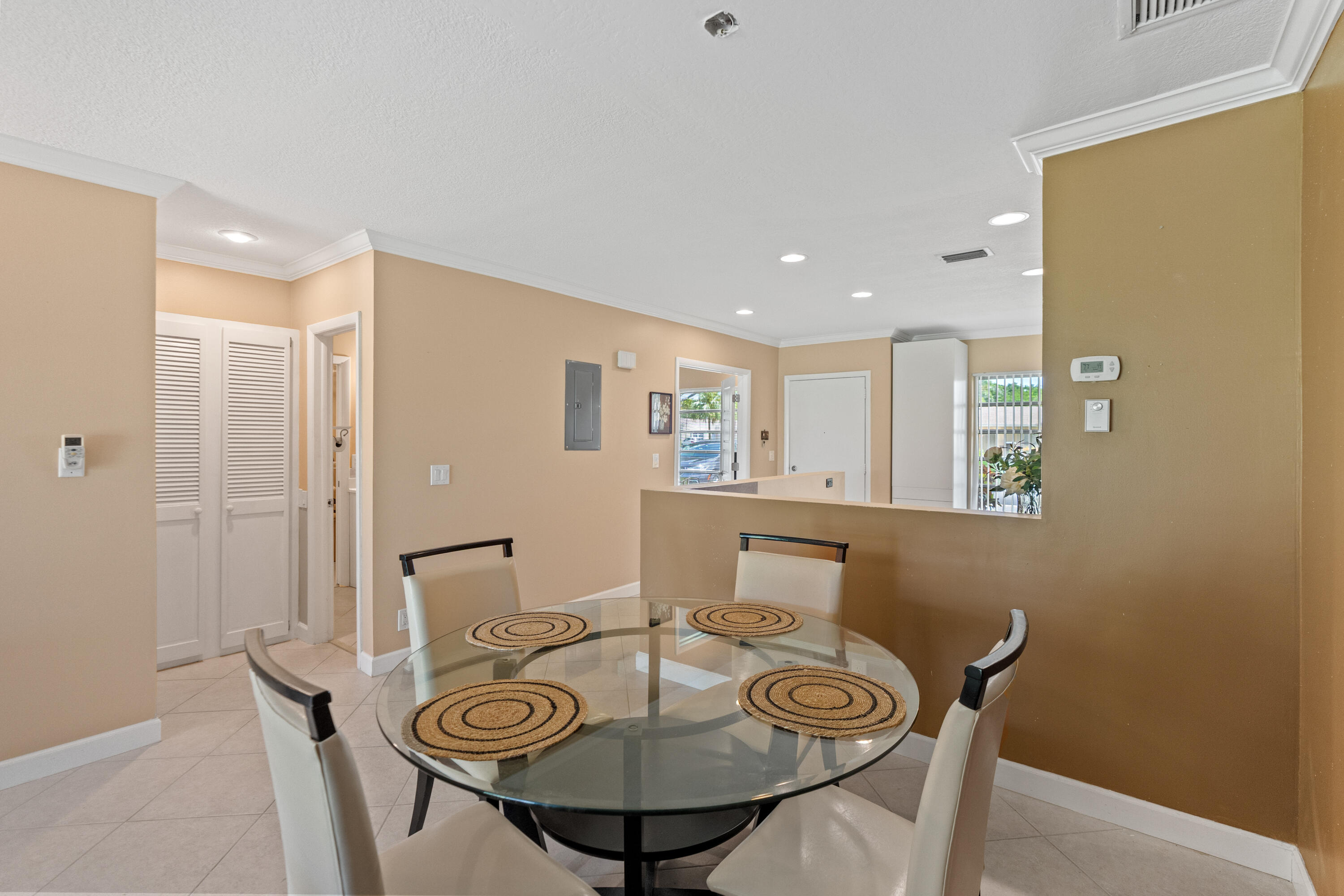 BOCA LAKES CONDO - Residential