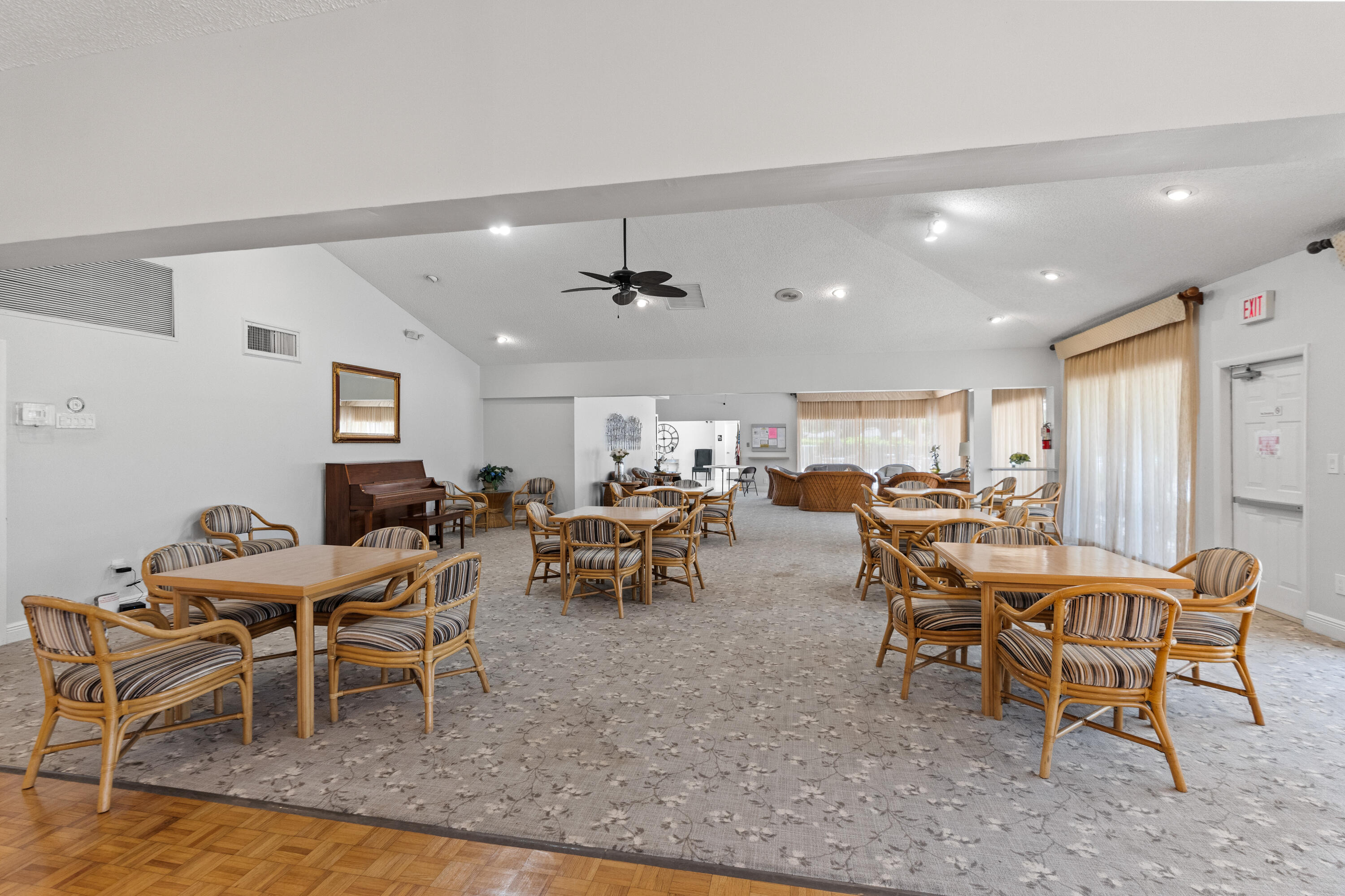 BOCA LAKES CONDO - Residential