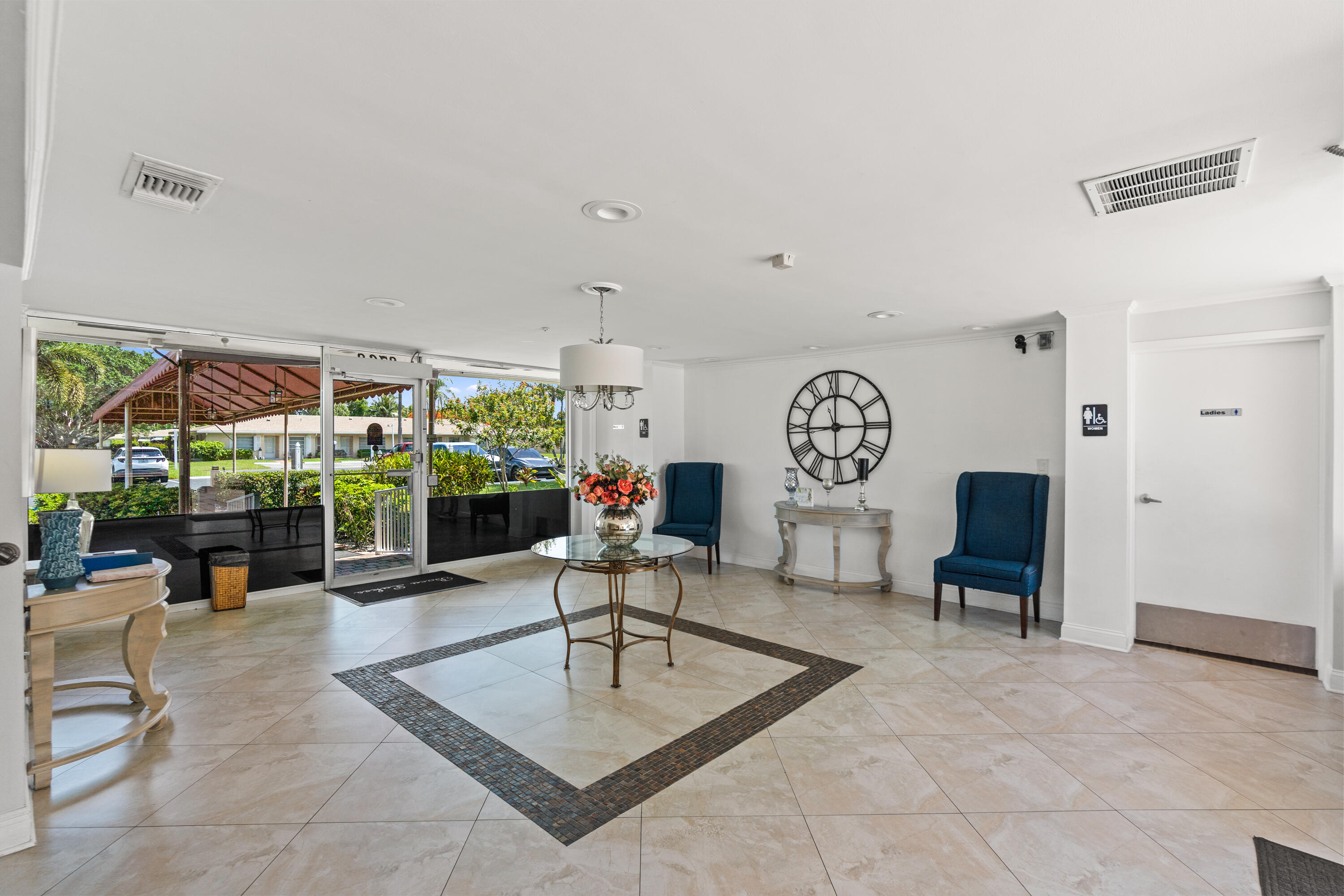 BOCA LAKES CONDO - Residential