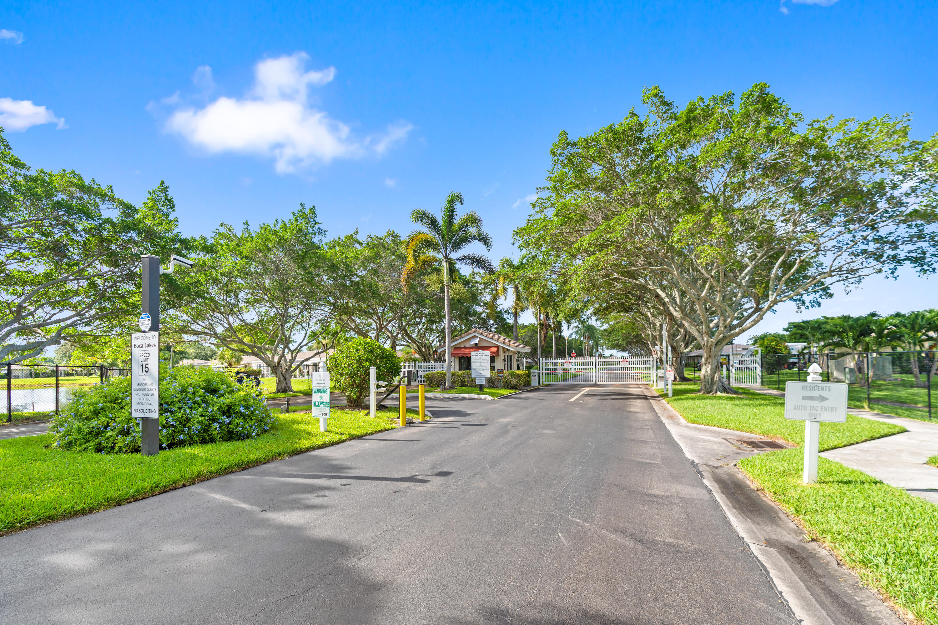 BOCA LAKES CONDO - Residential