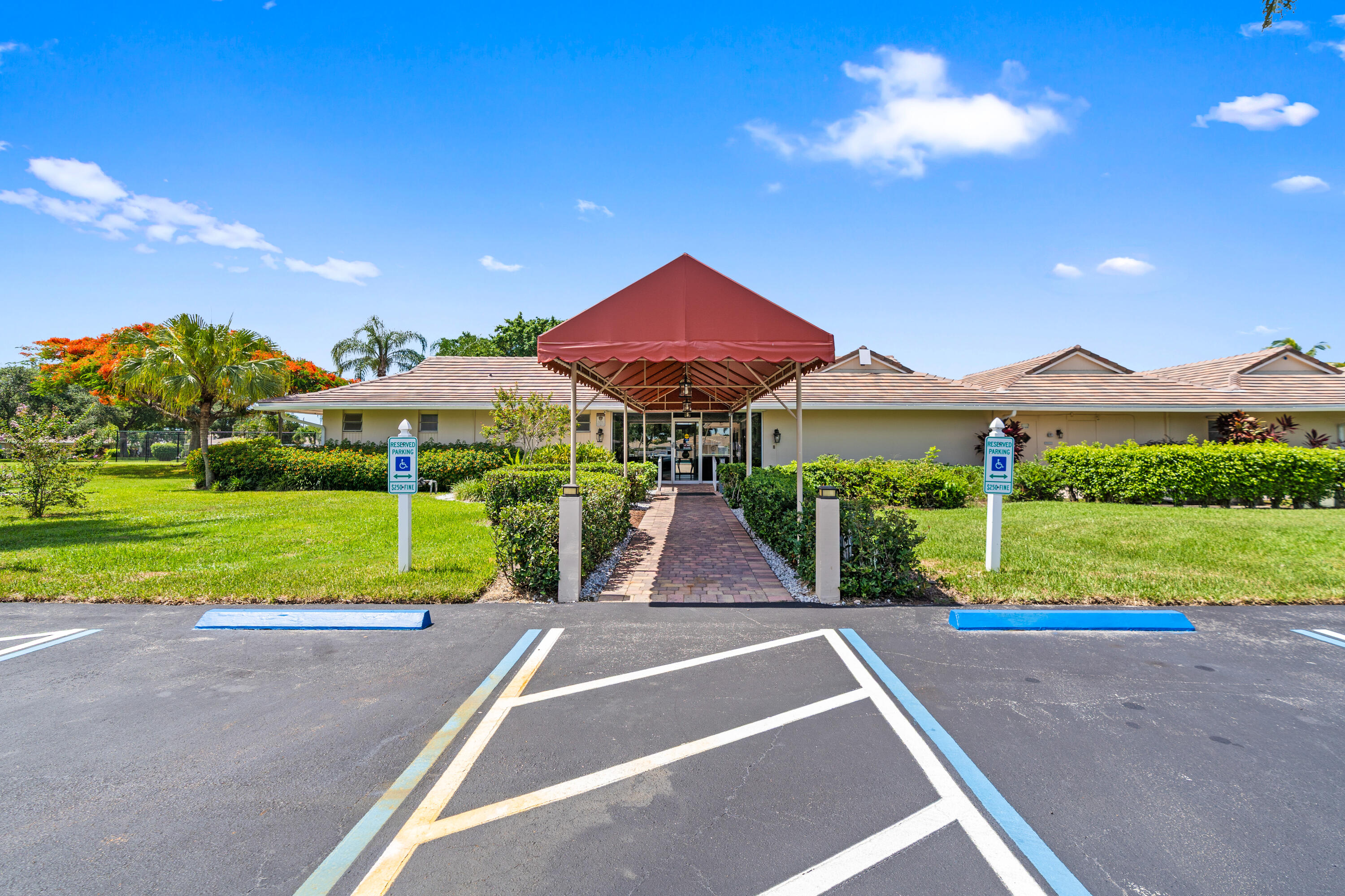 BOCA LAKES CONDO - Residential