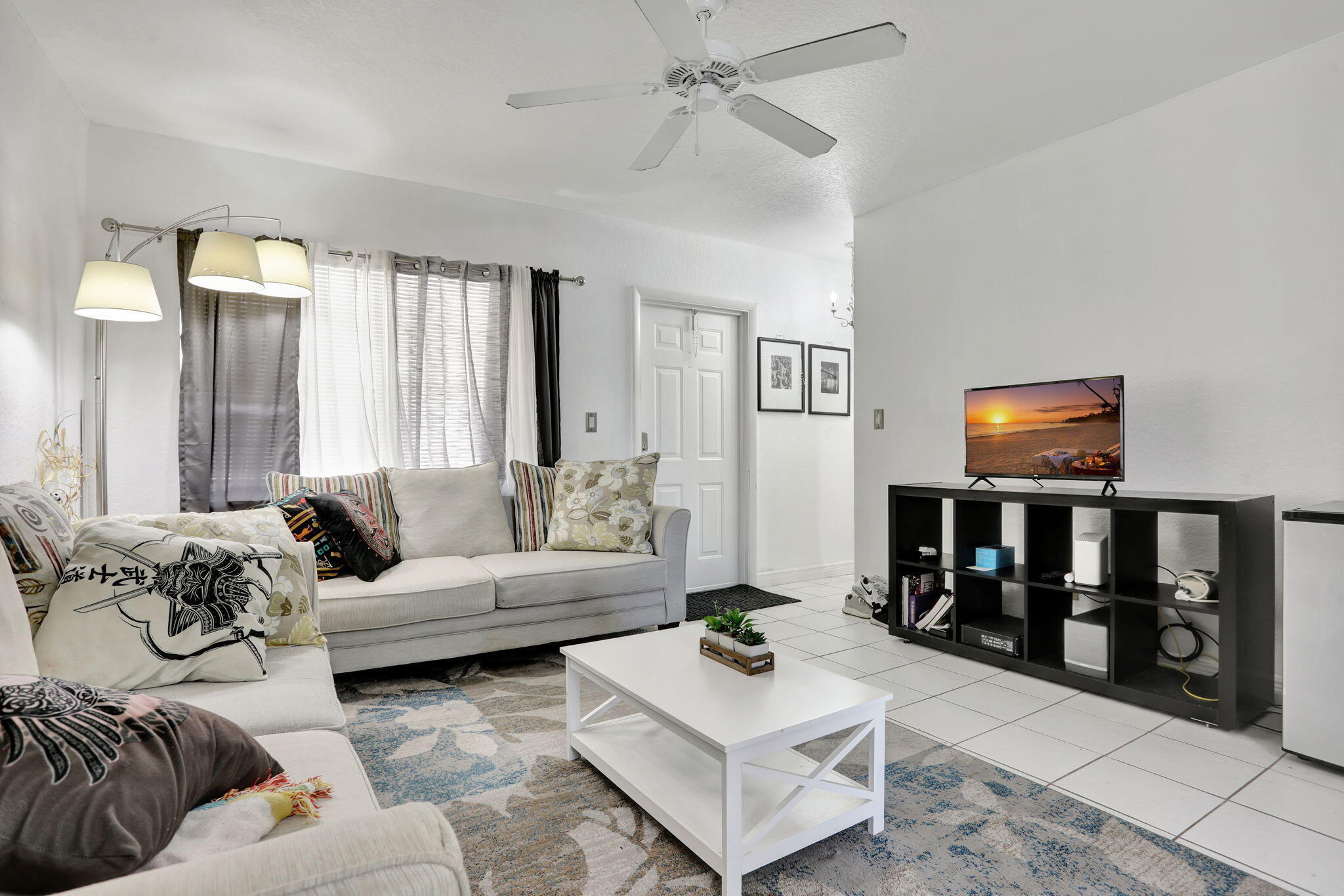 ORIOLE GARDENS THREE 71 CONDO - Residential
