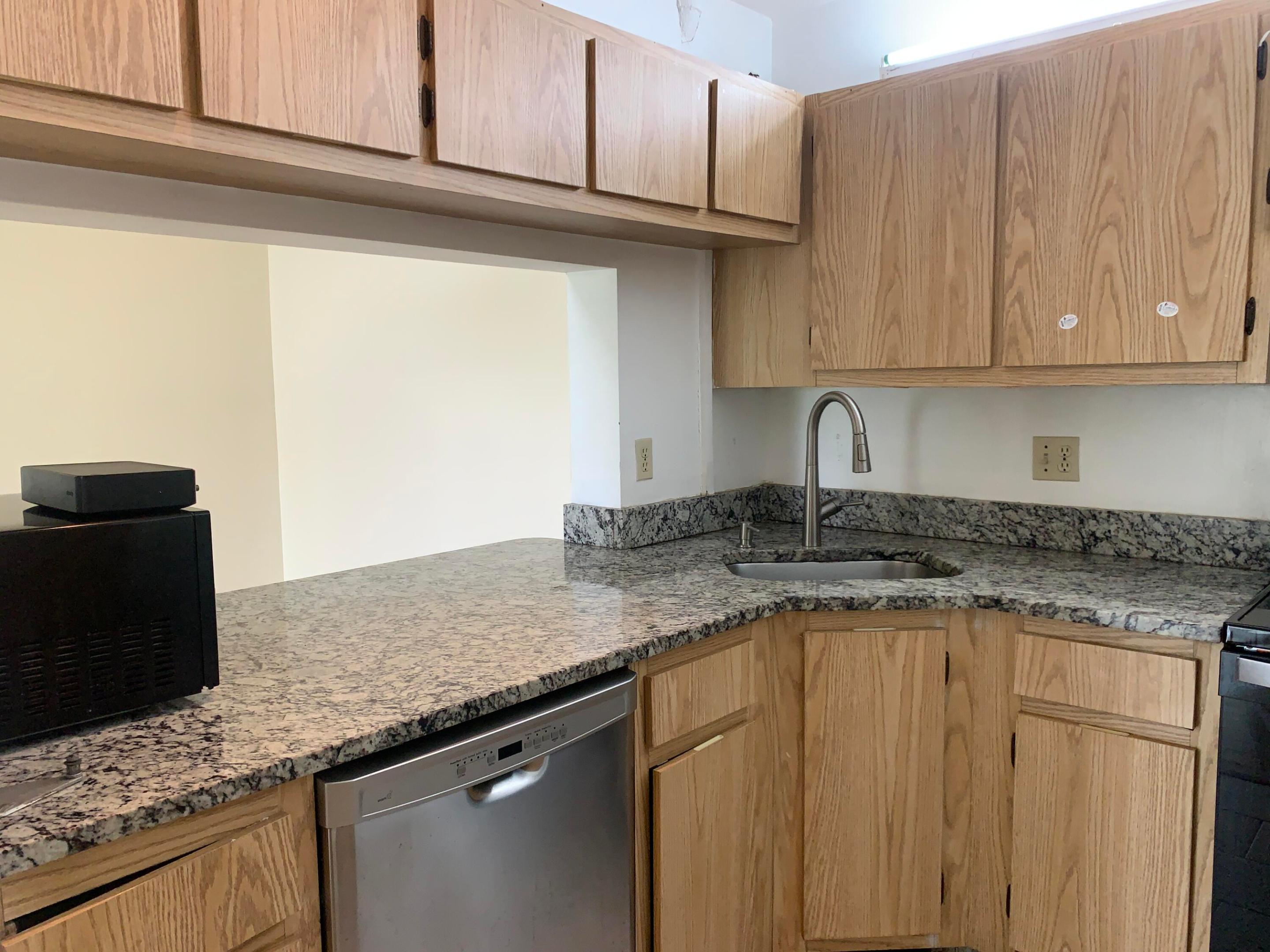 PALM CLUB VILLAGE II CONDO - Residential
