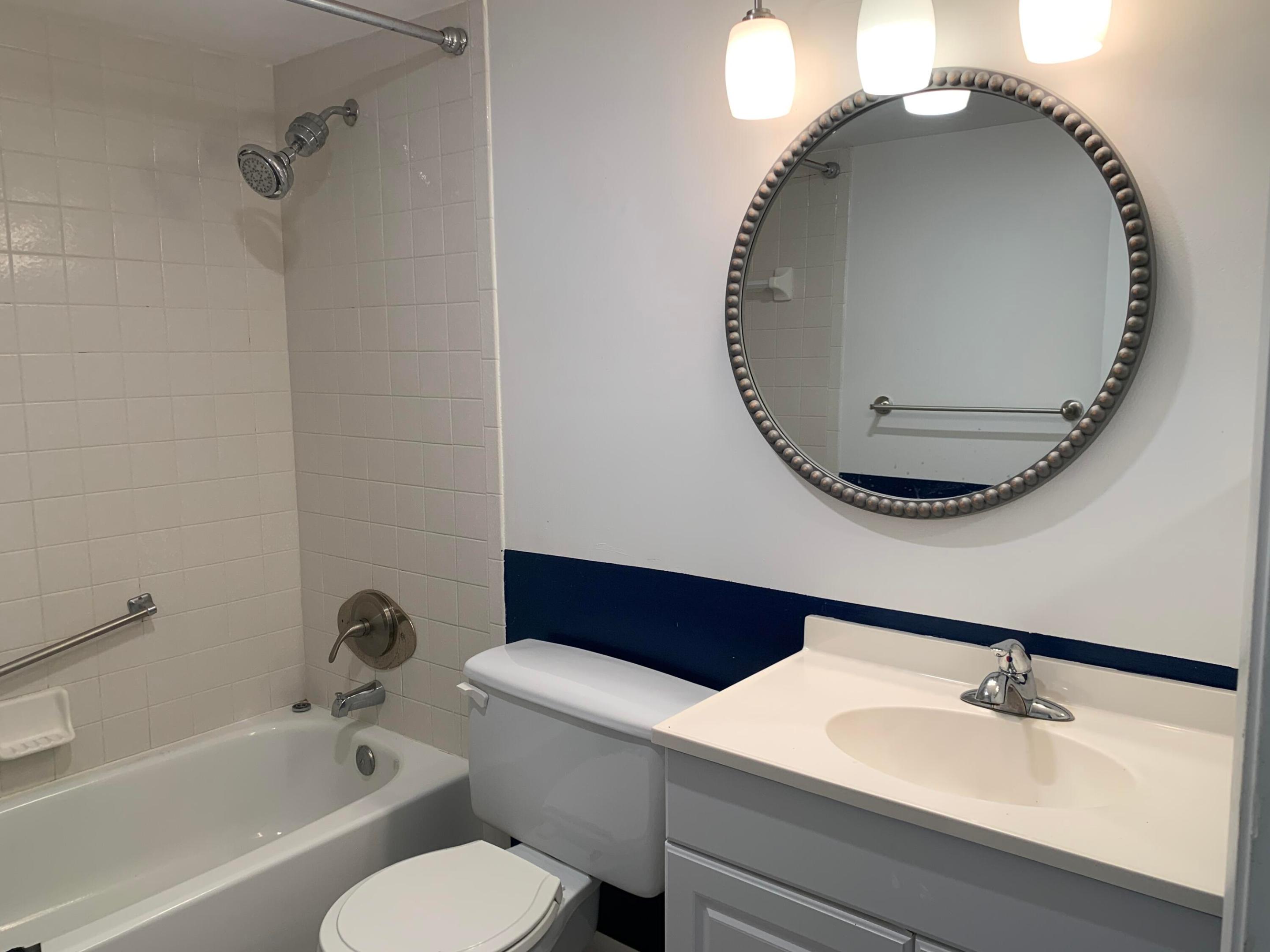 PALM CLUB VILLAGE II CONDO - Residential