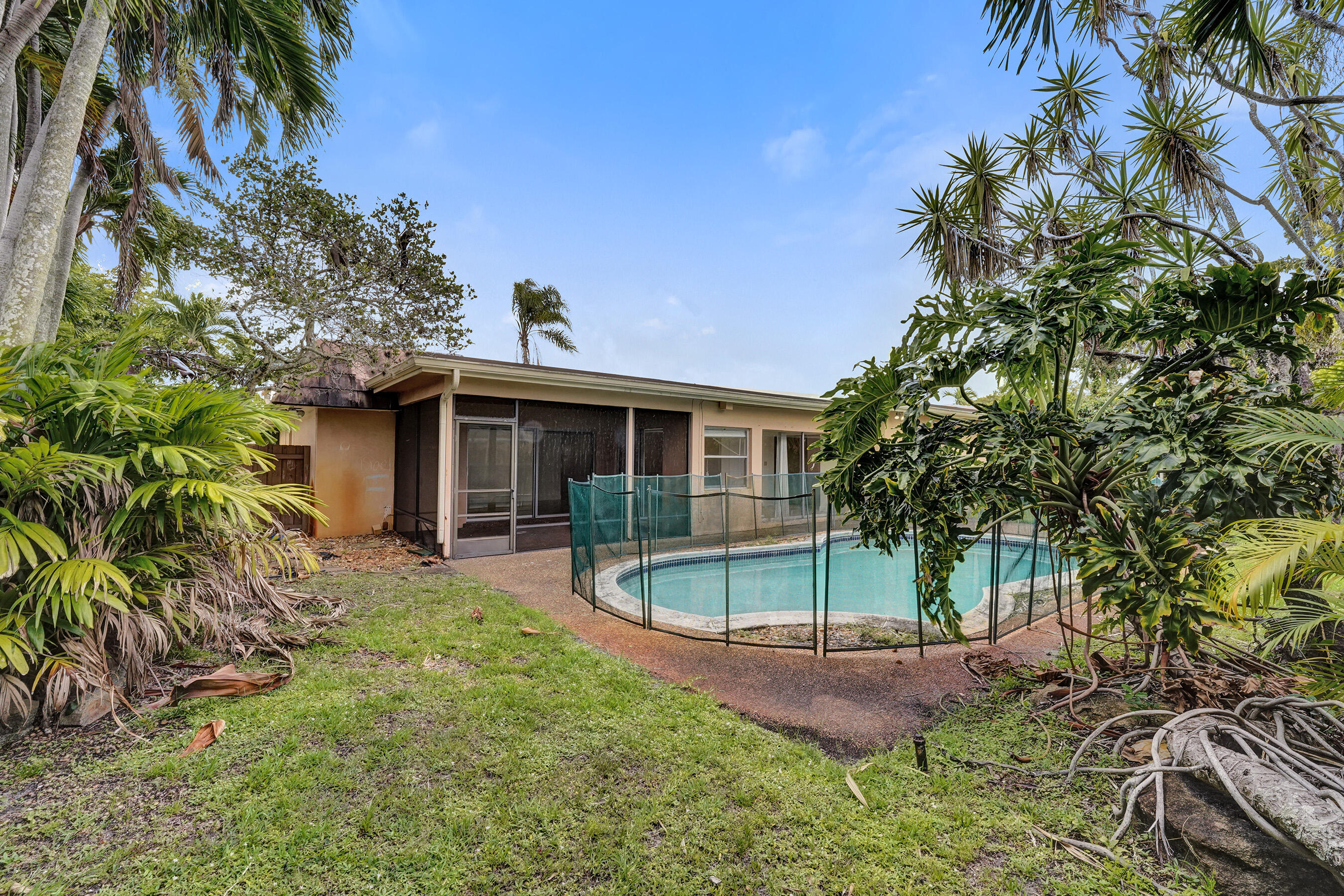 EMERALD HILLS - Residential