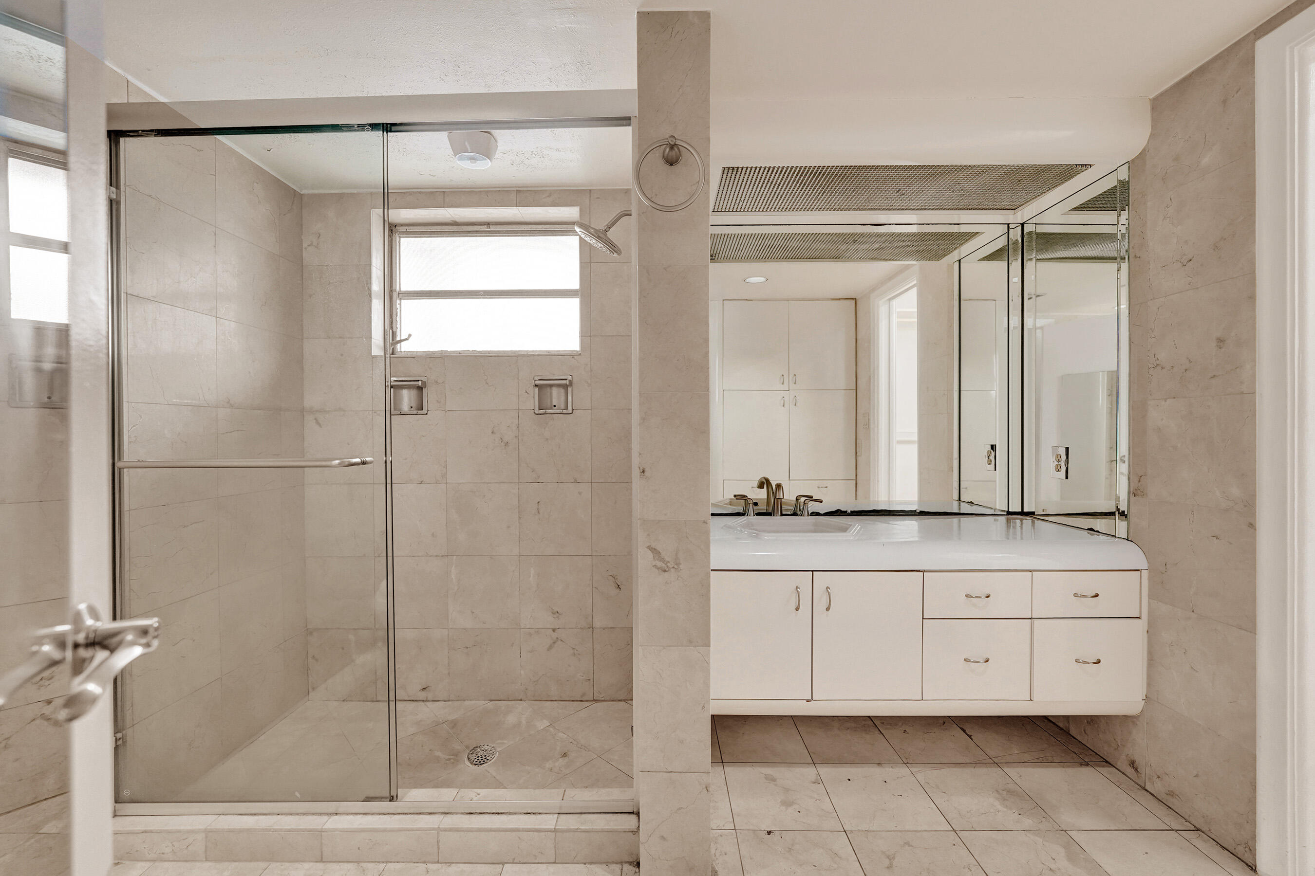 EMERALD HILLS - Residential