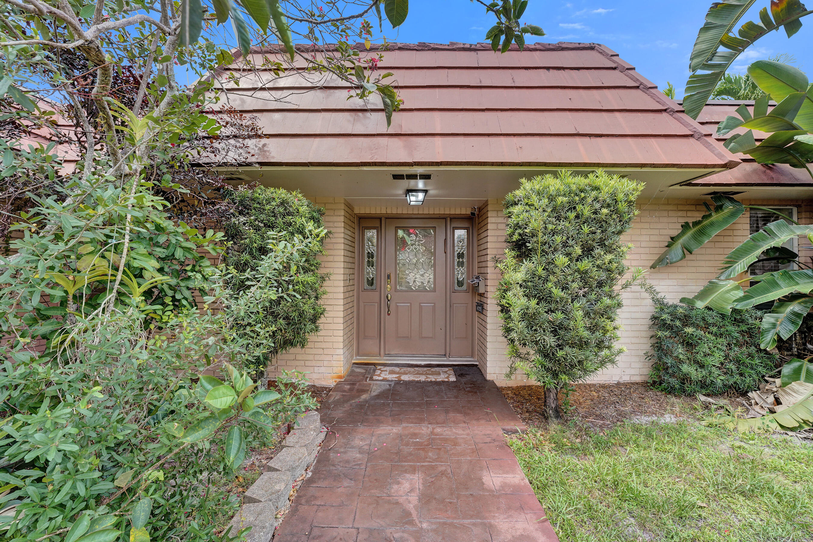 EMERALD HILLS - Residential