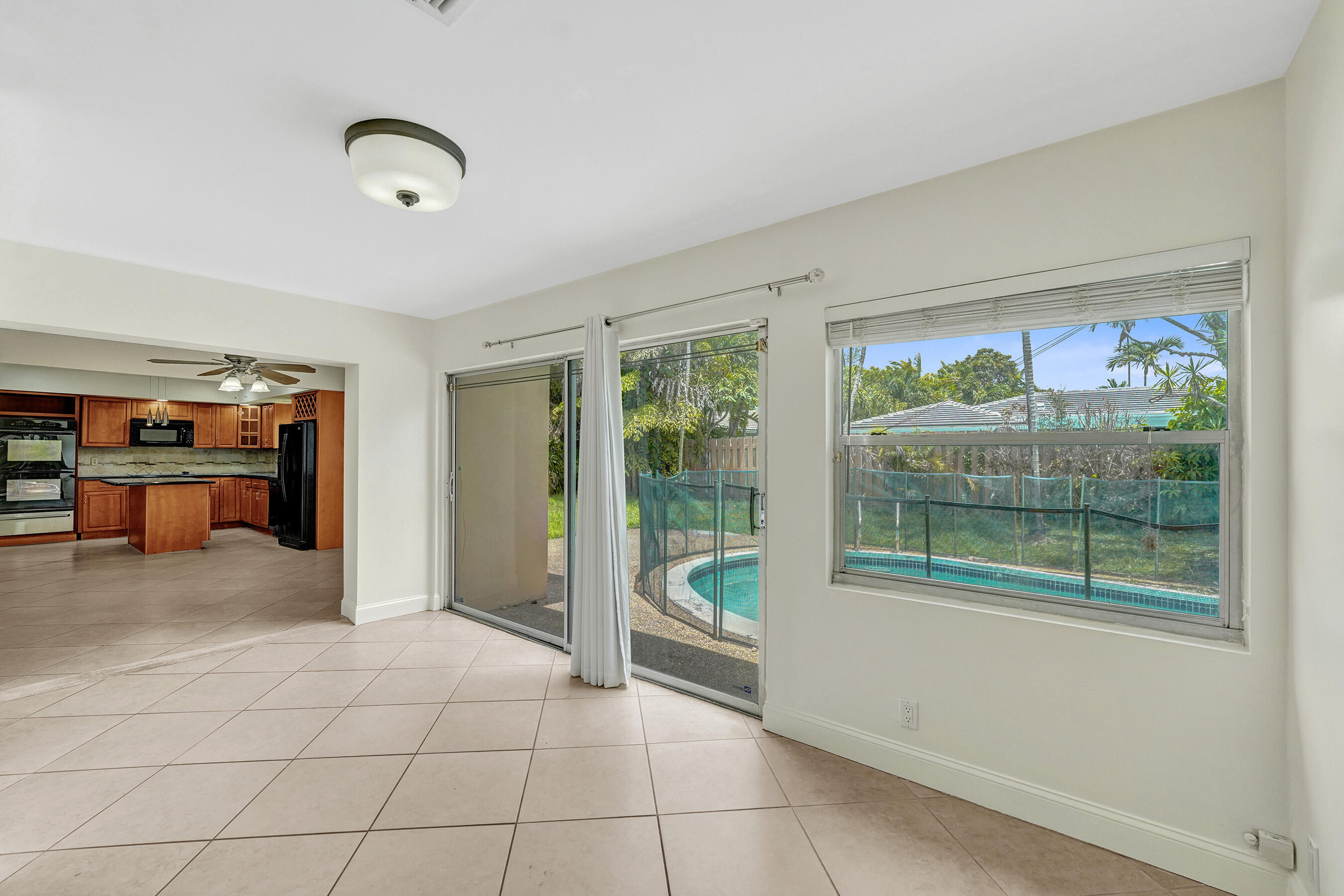 EMERALD HILLS - Residential