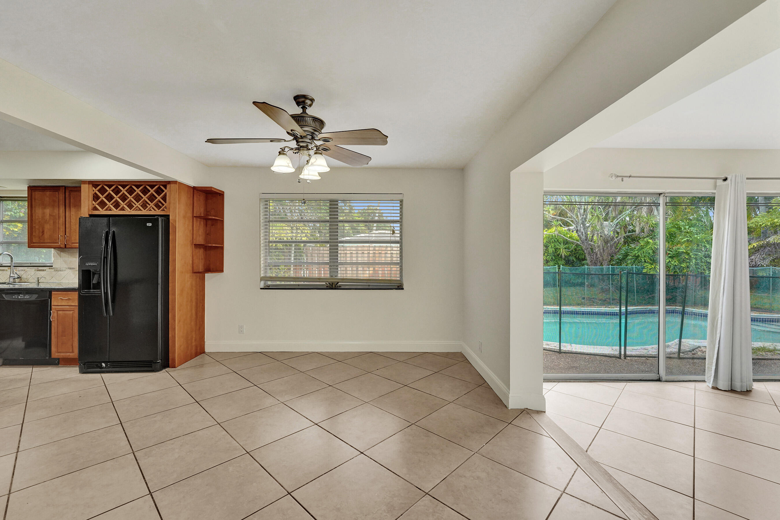 EMERALD HILLS - Residential