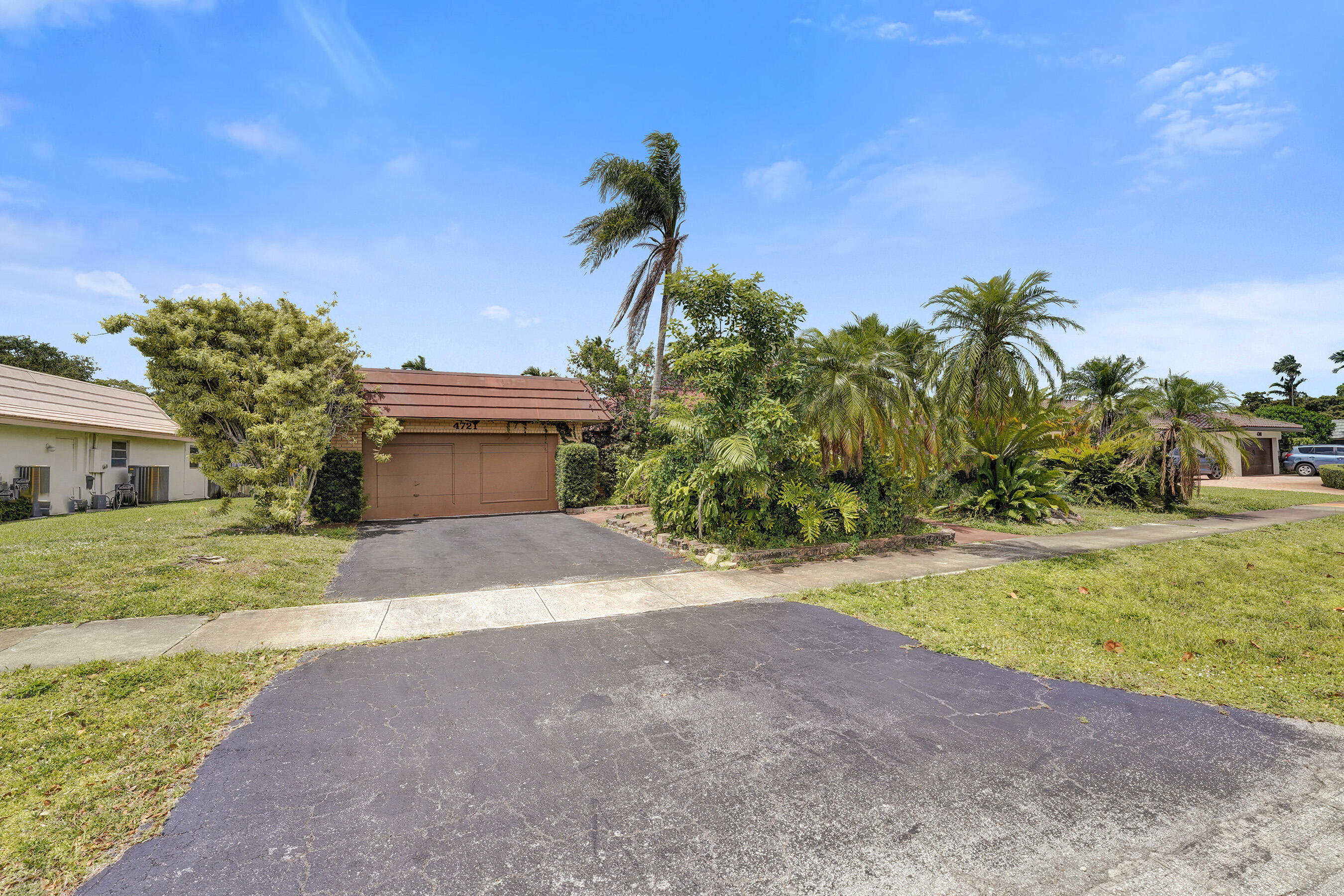 EMERALD HILLS - Residential