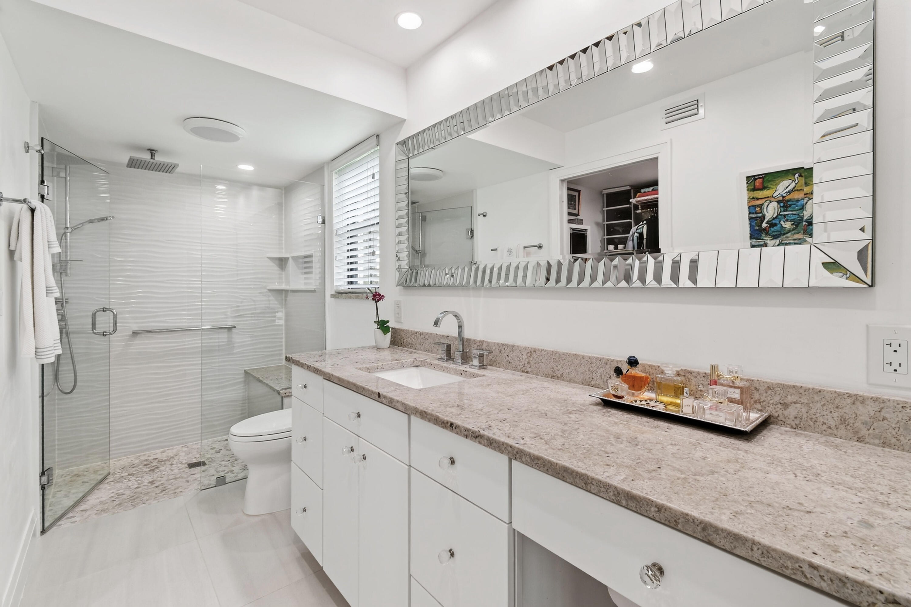 KEYSTONE CONDO - Residential