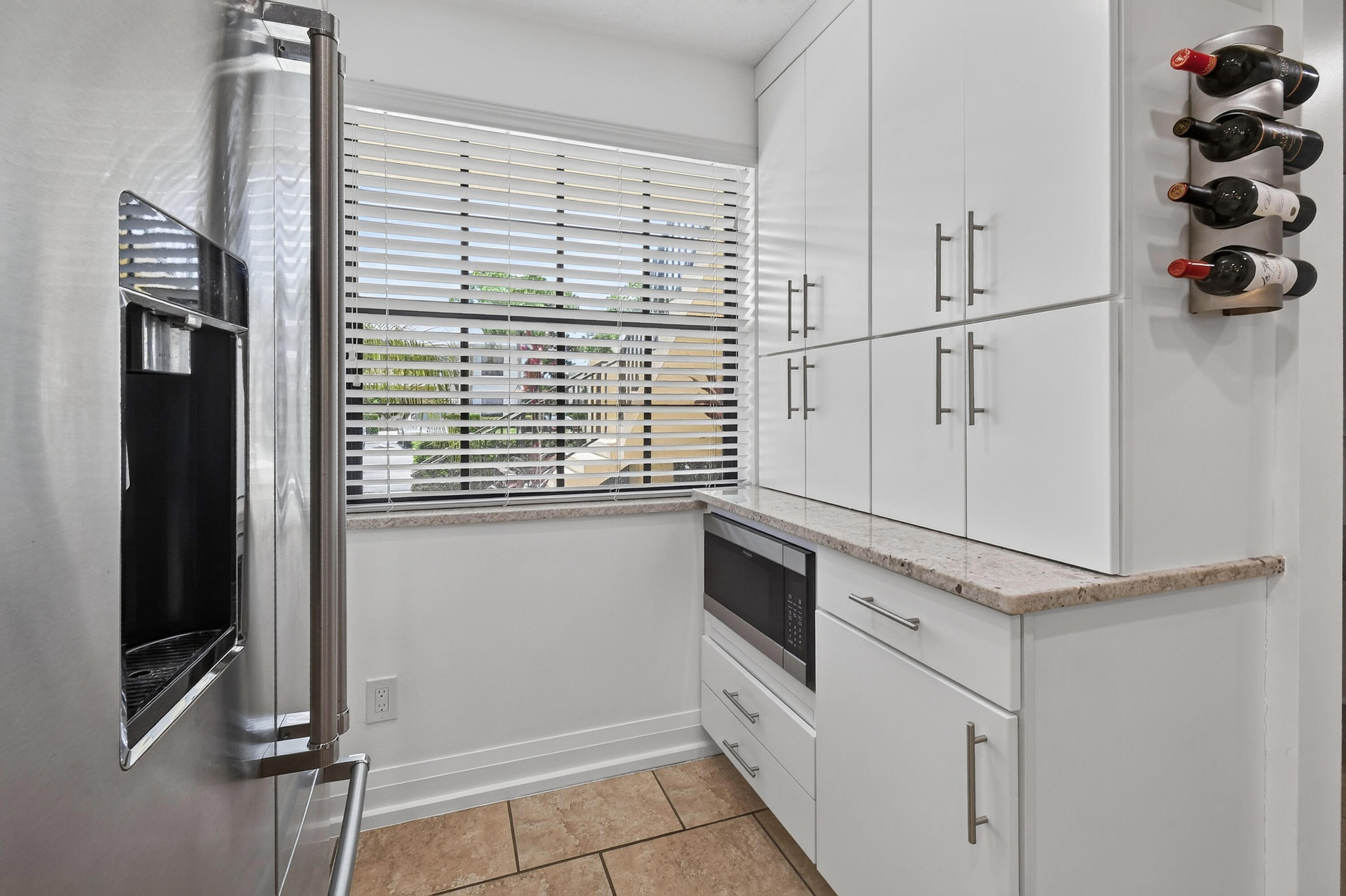 KEYSTONE CONDO - Residential