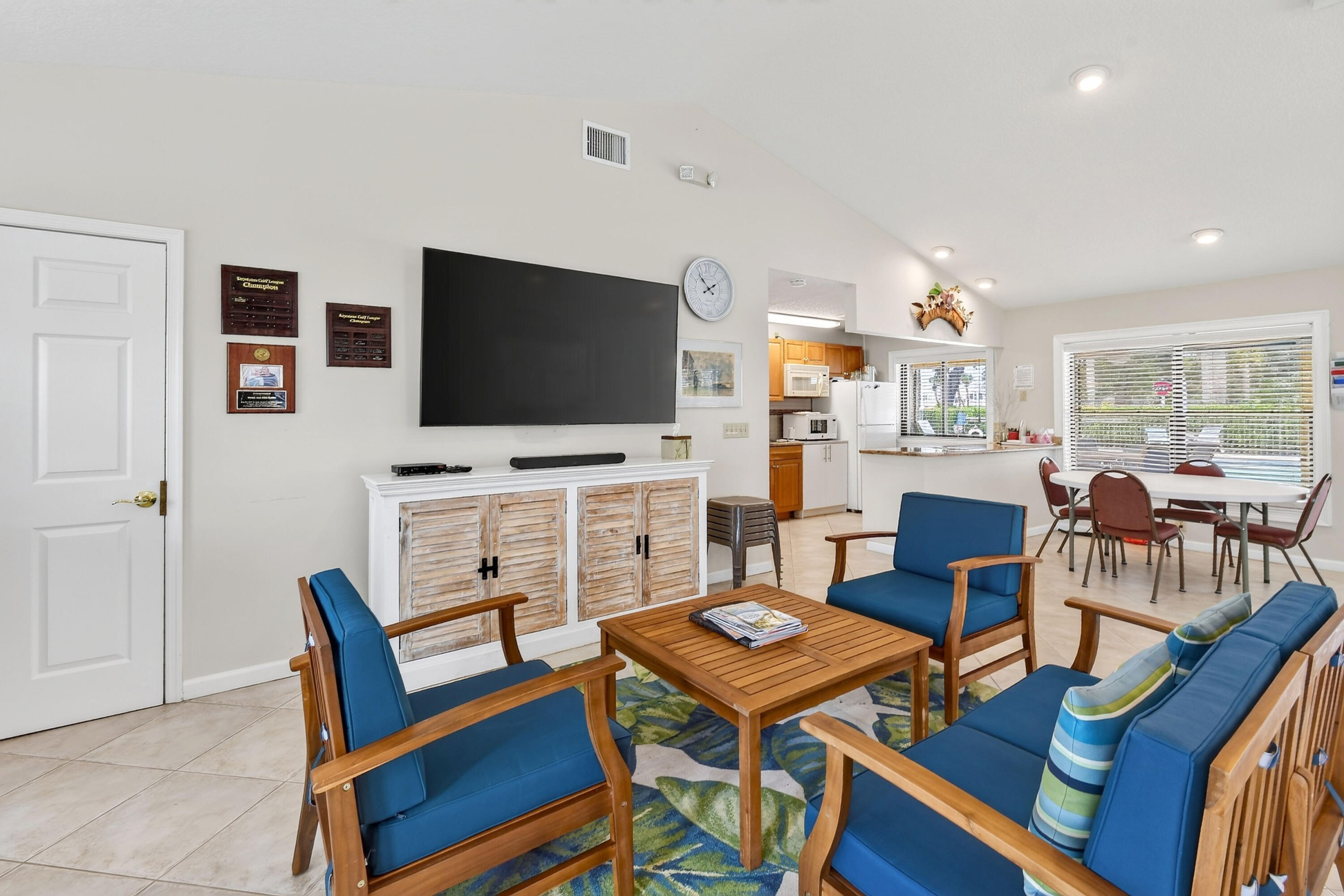 KEYSTONE CONDO - Residential