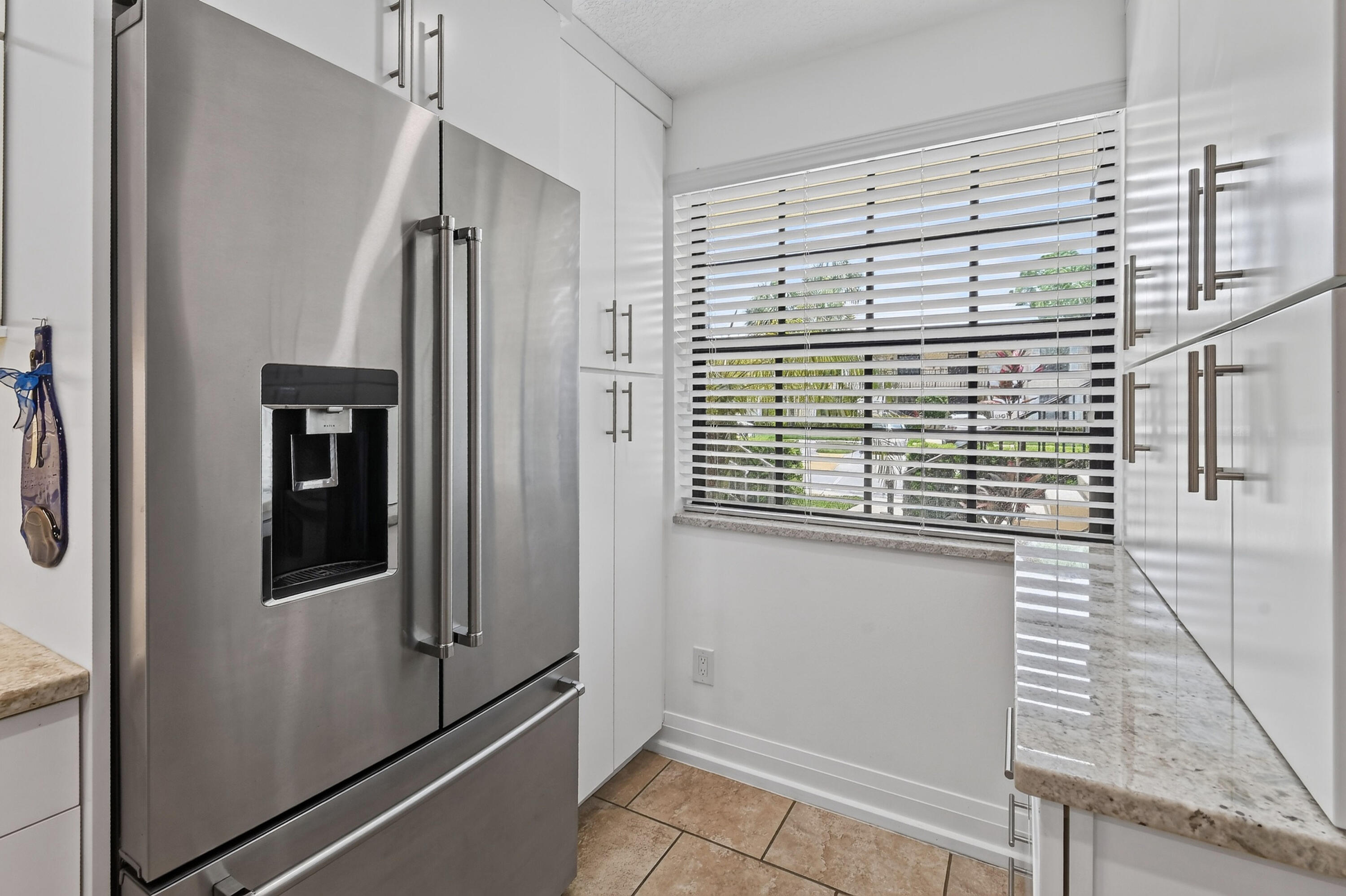 KEYSTONE CONDO - Residential