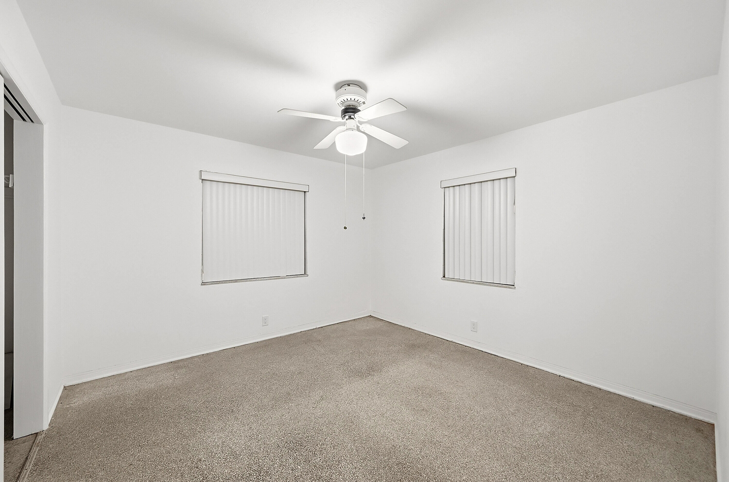 HOLLYWOOD PARK - Residential