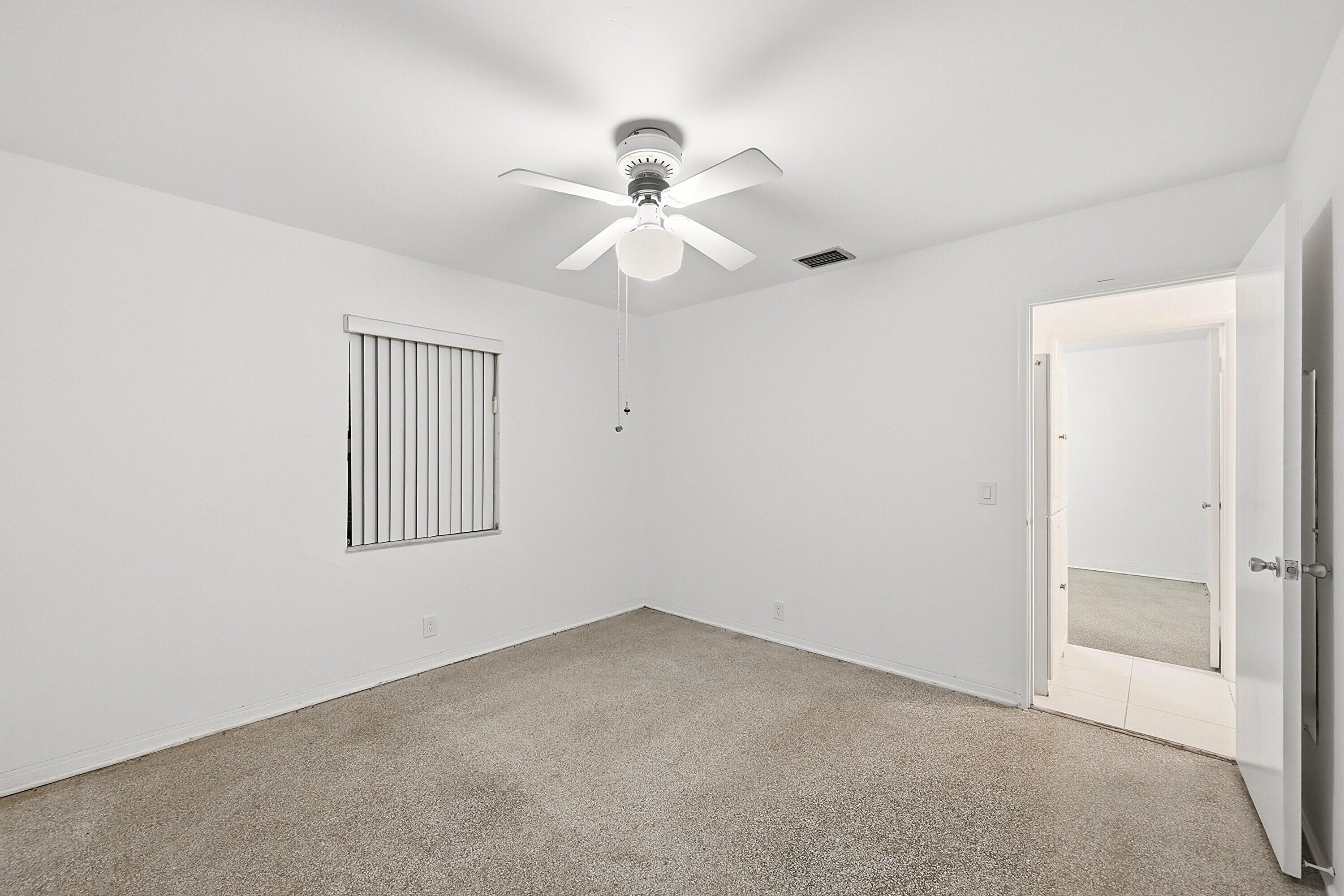 HOLLYWOOD PARK - Residential