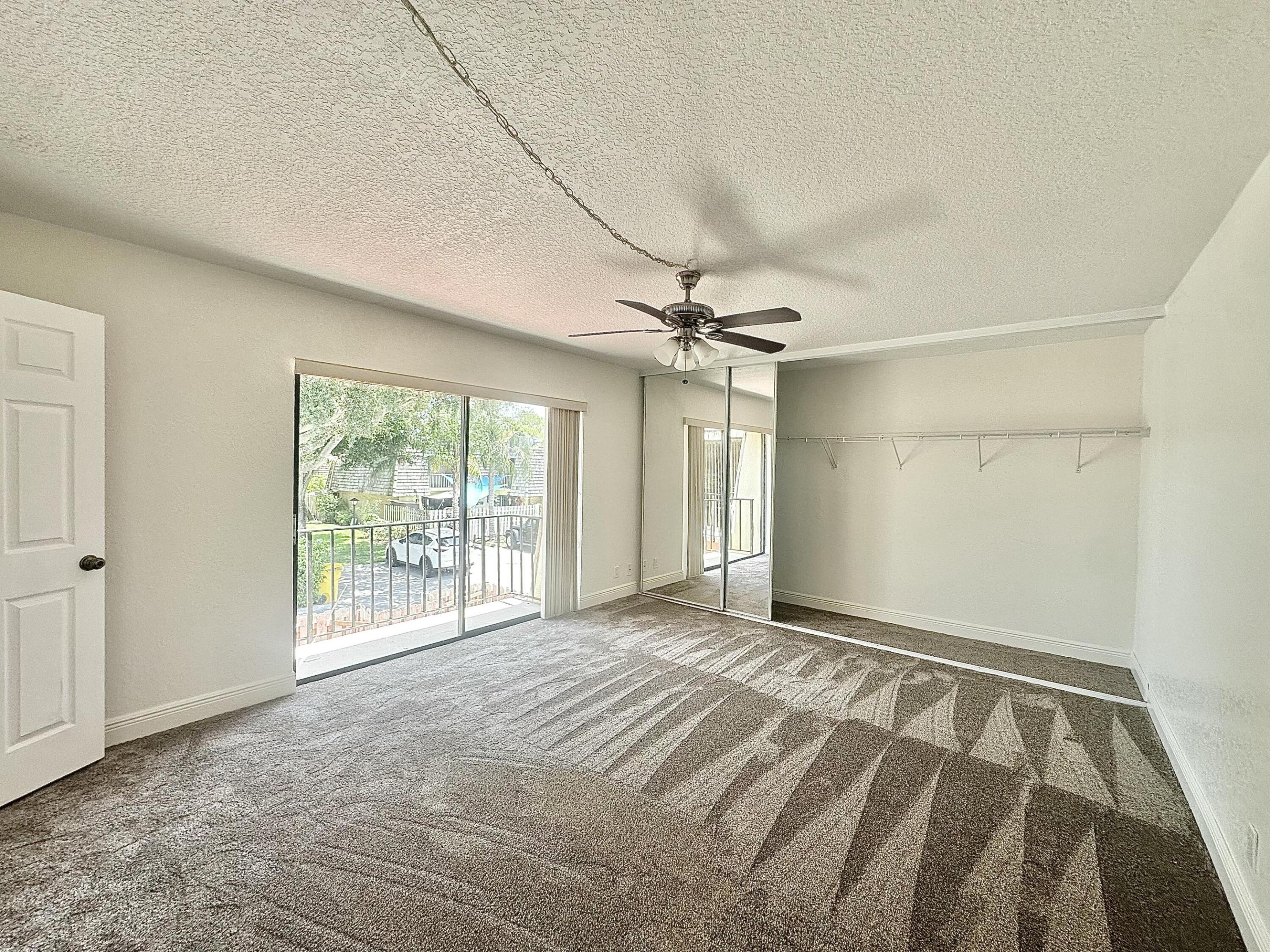 LAKEWOOD OF PALM SPRINGS - Residential