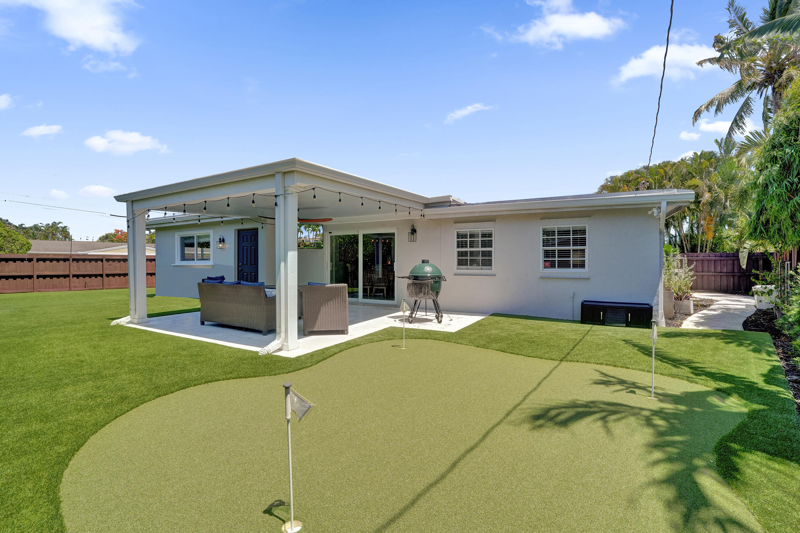 CORAL HEIGHTS SEC 3 - Residential