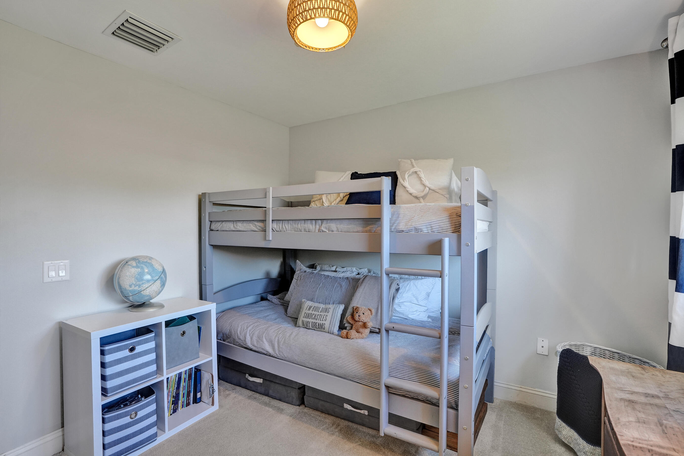 CORAL HEIGHTS SEC 3 - Residential
