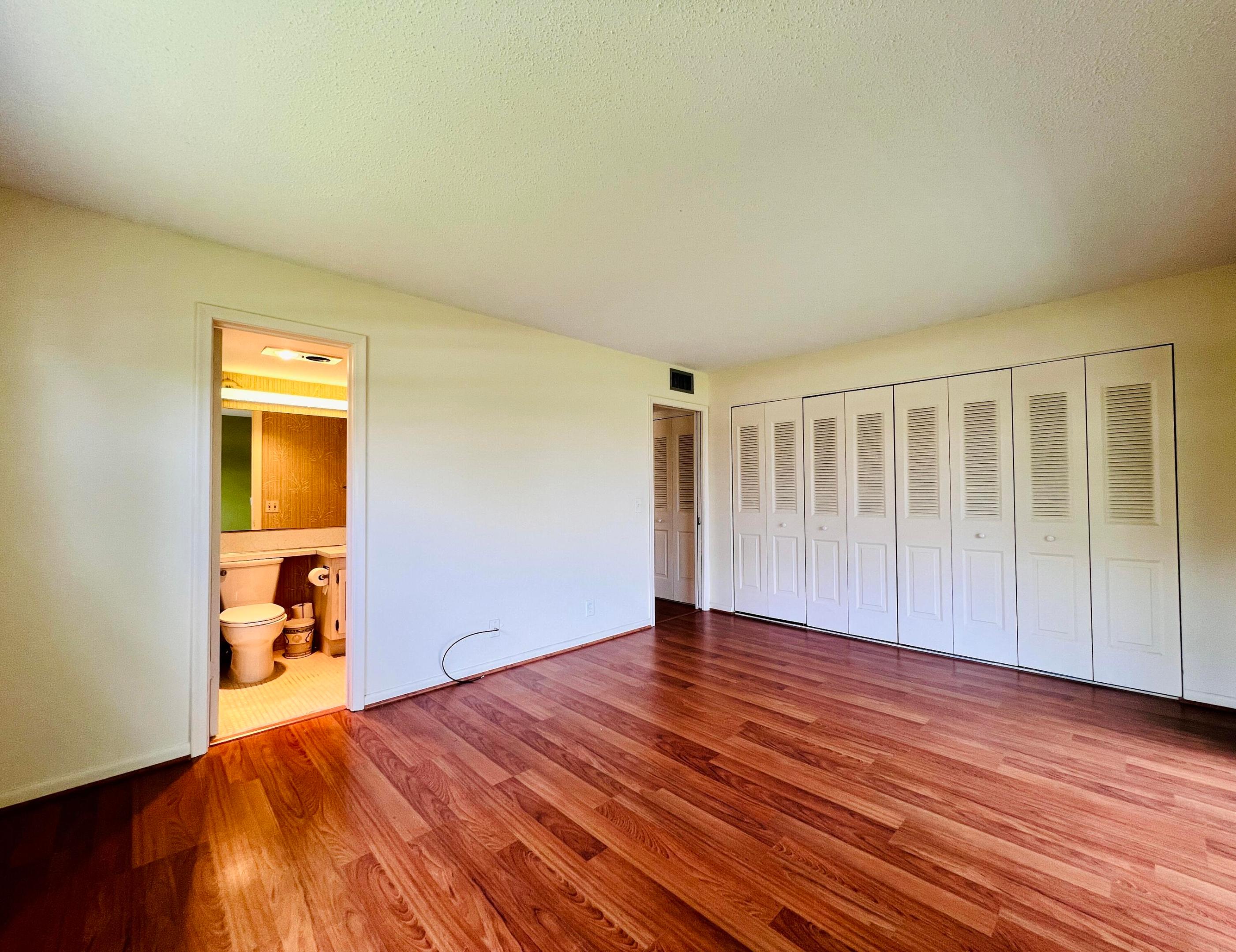 CENTURY VILLAGE - WINDSOR CONDOS - Residential