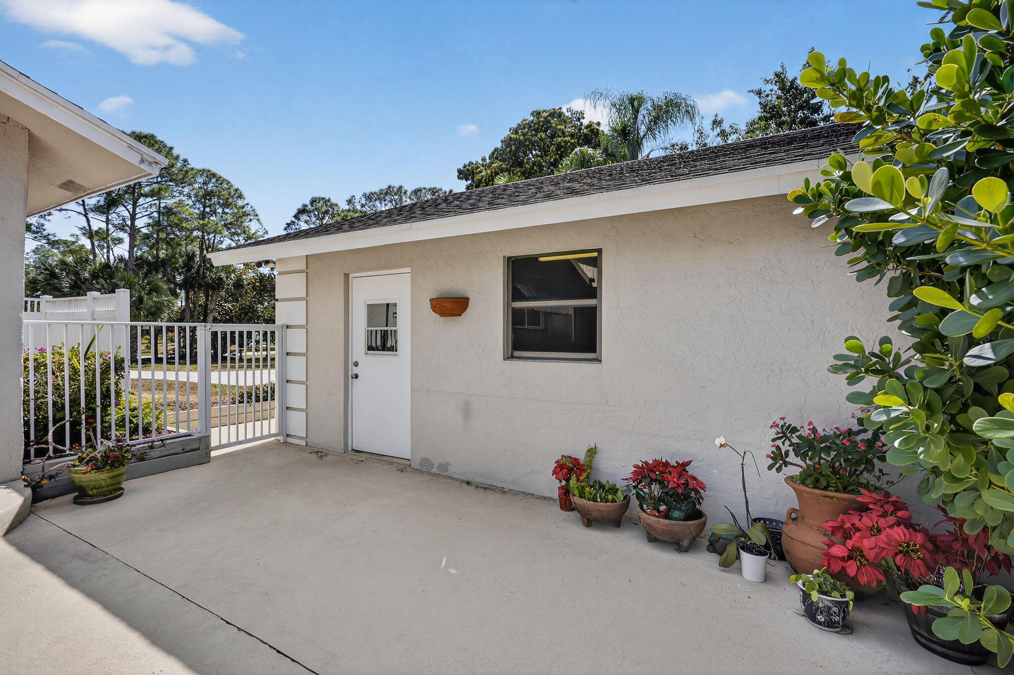 Palm Beach Country Estates - Residential