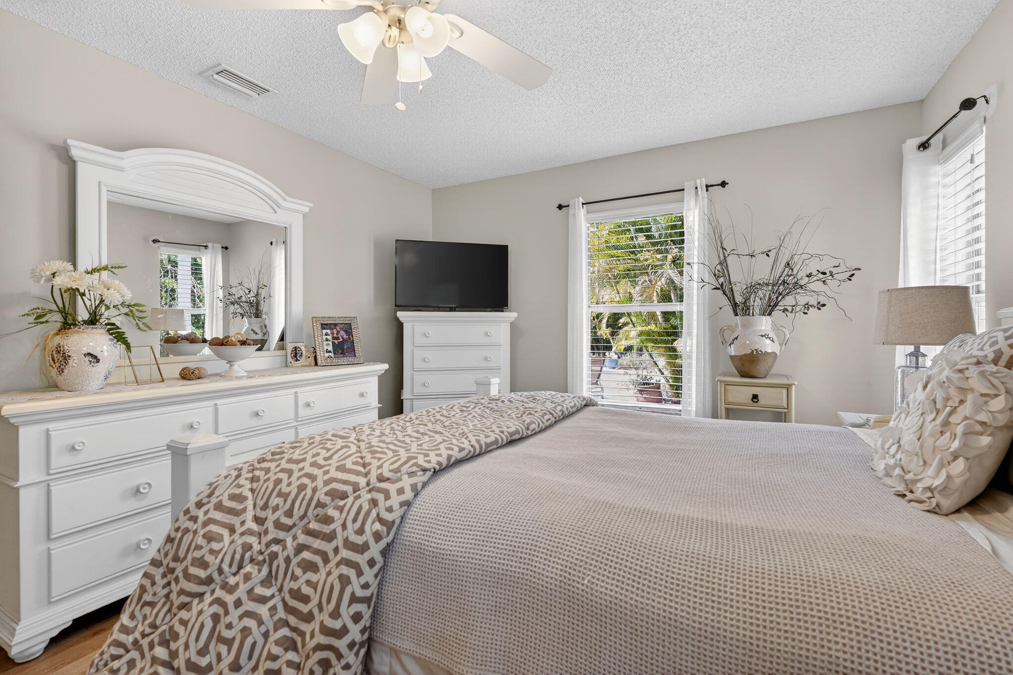 Palm Beach Country Estates - Residential