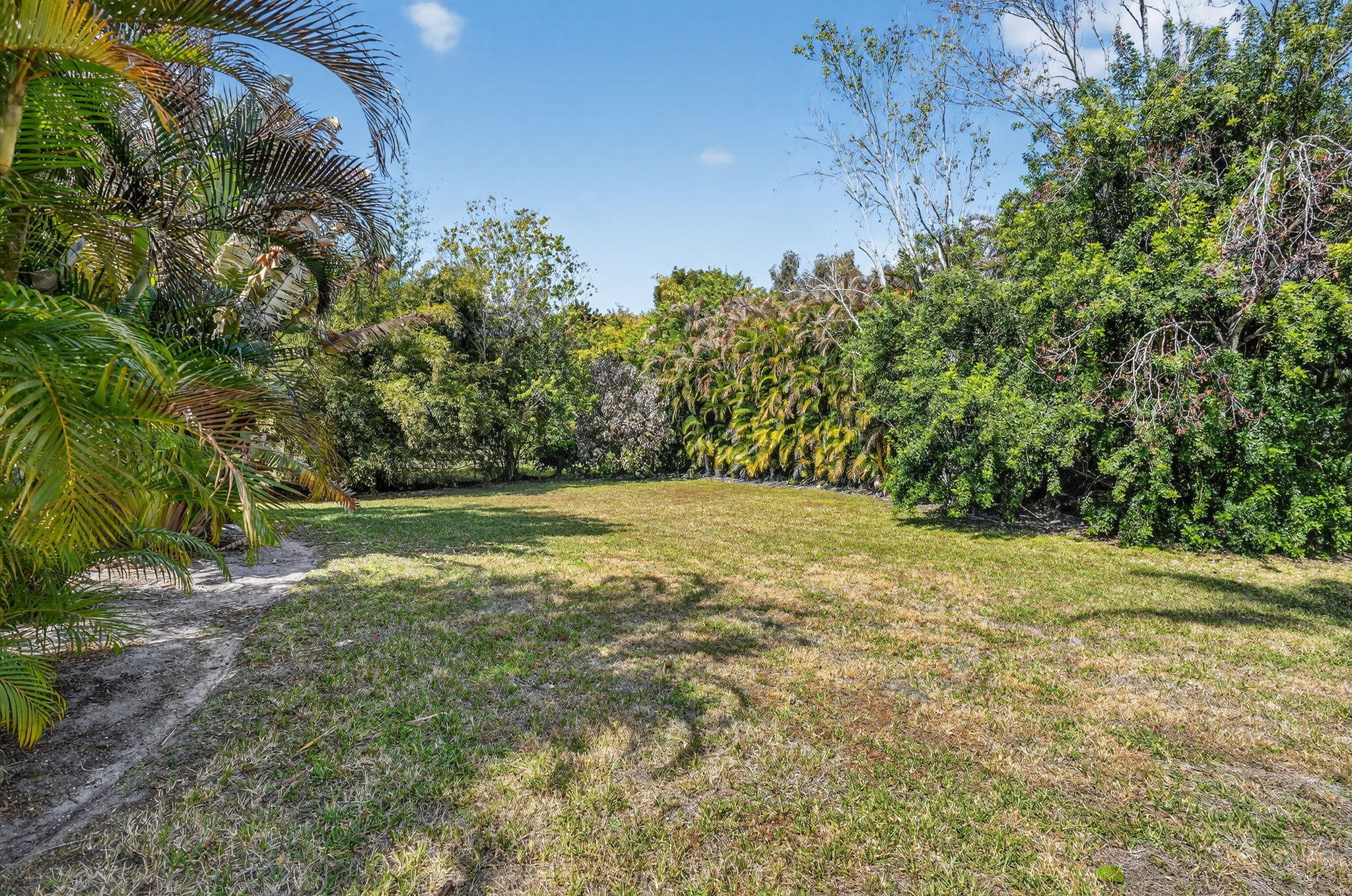Palm Beach Country Estates - Residential