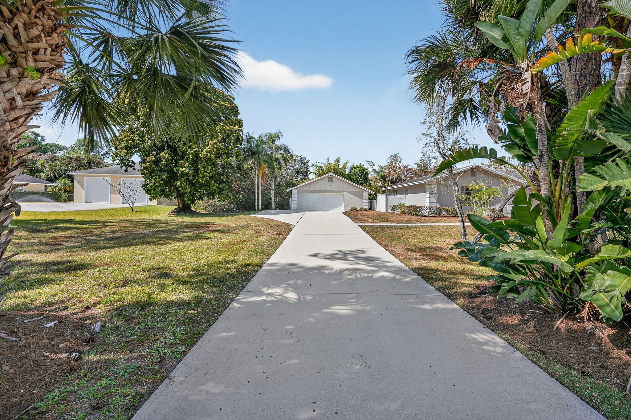 Palm Beach Country Estates - Residential
