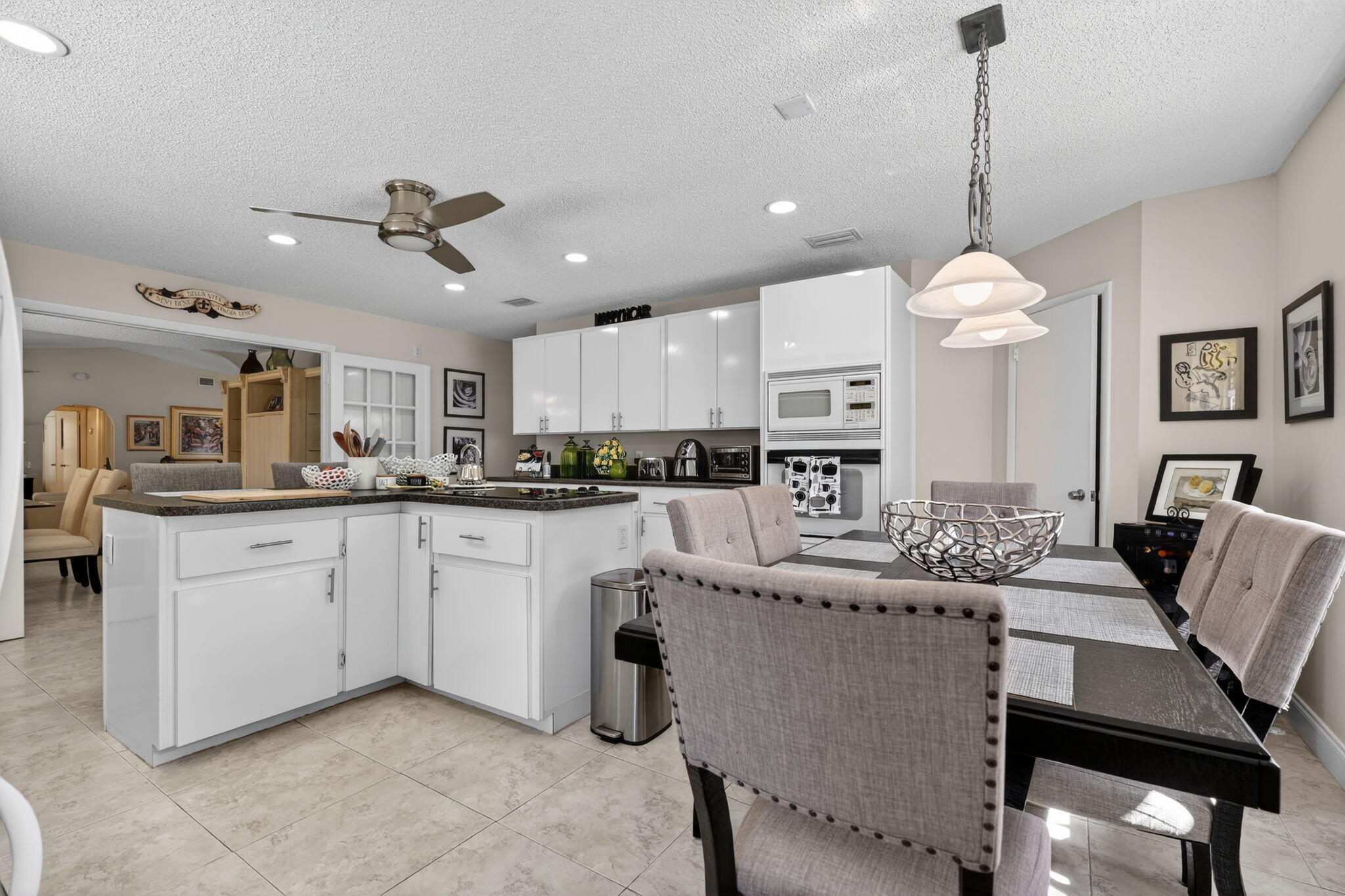 Palm Beach Country Estates - Residential
