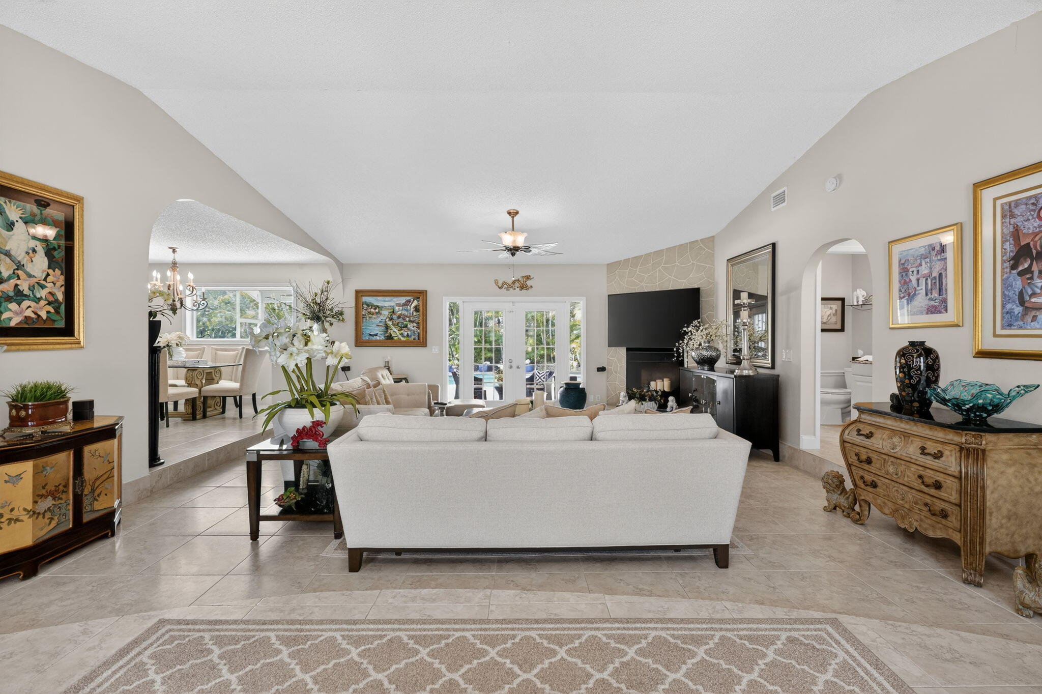 Palm Beach Country Estates - Residential