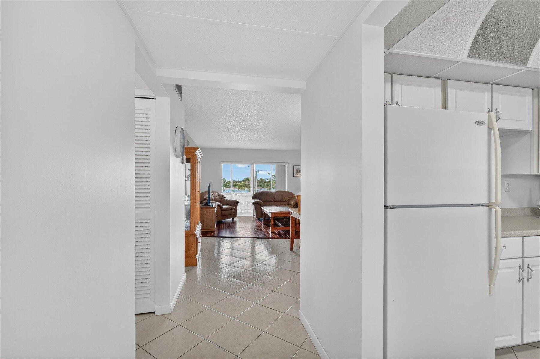 ORIOLE GOLF & TENNIS CLUB CONDO - Residential