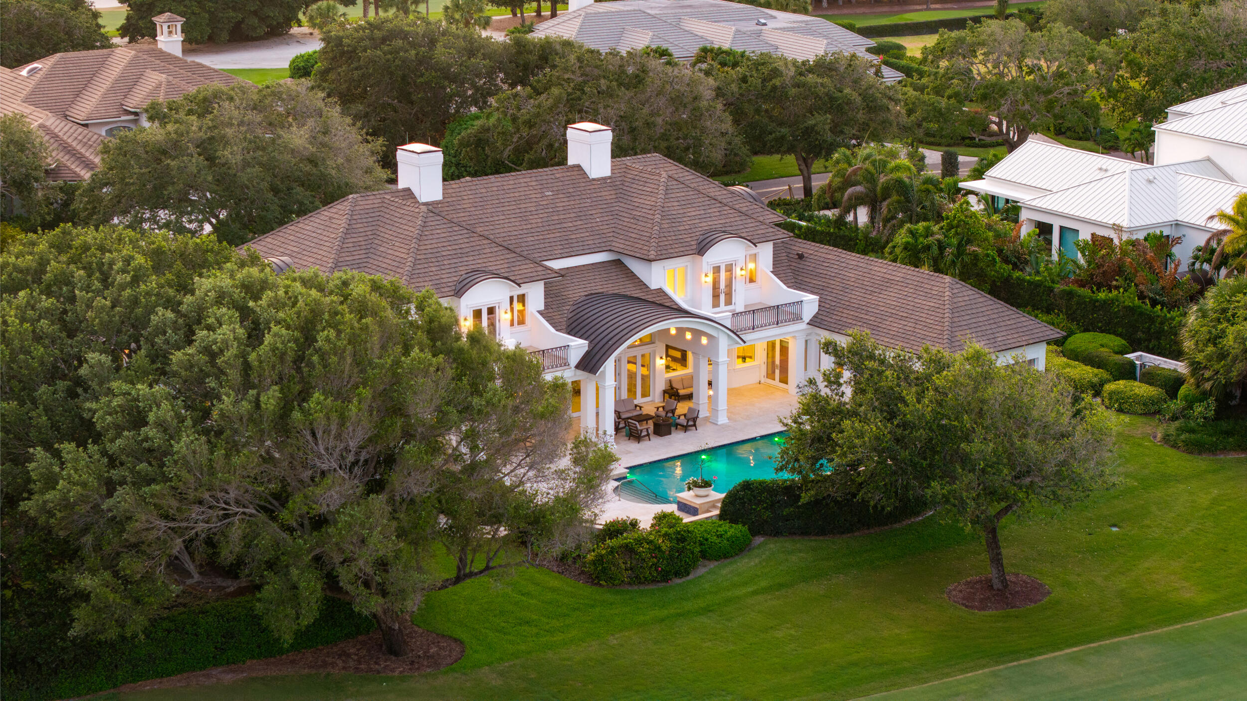 JUPITER HILLS VILLAGE - Residential