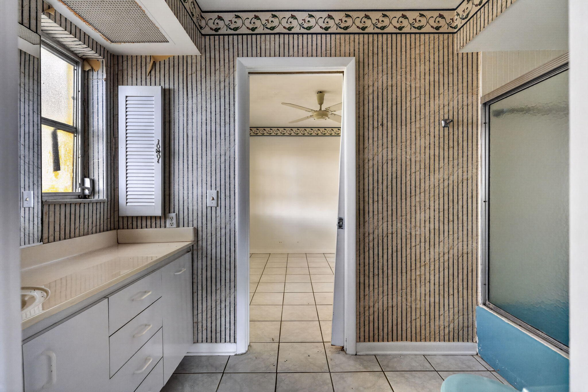 YACHT CLUB - Residential