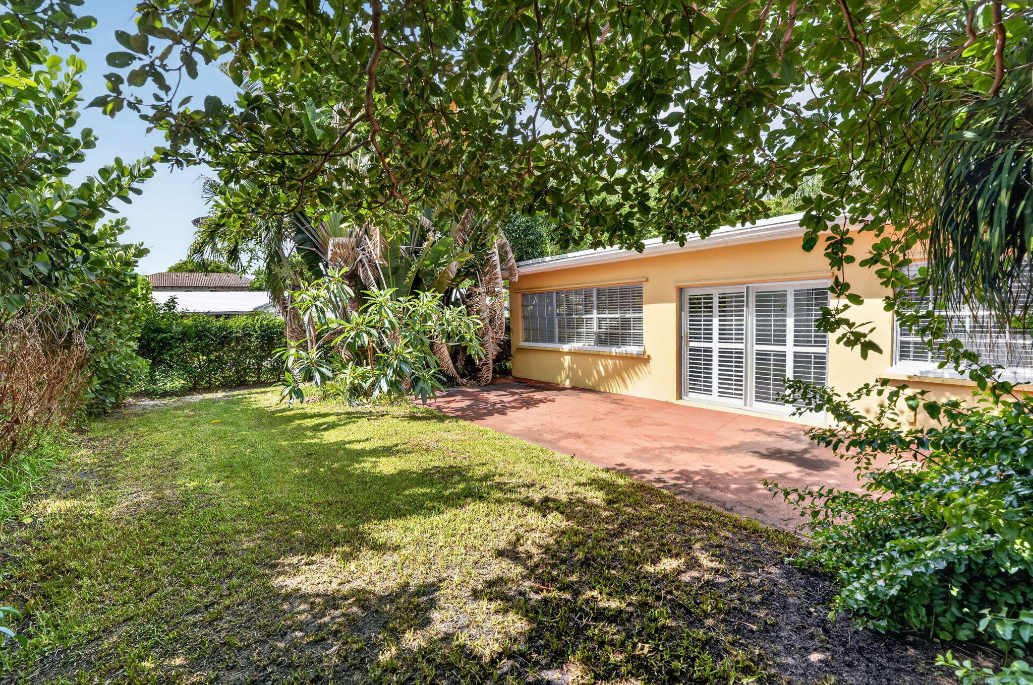 YACHT CLUB - Residential