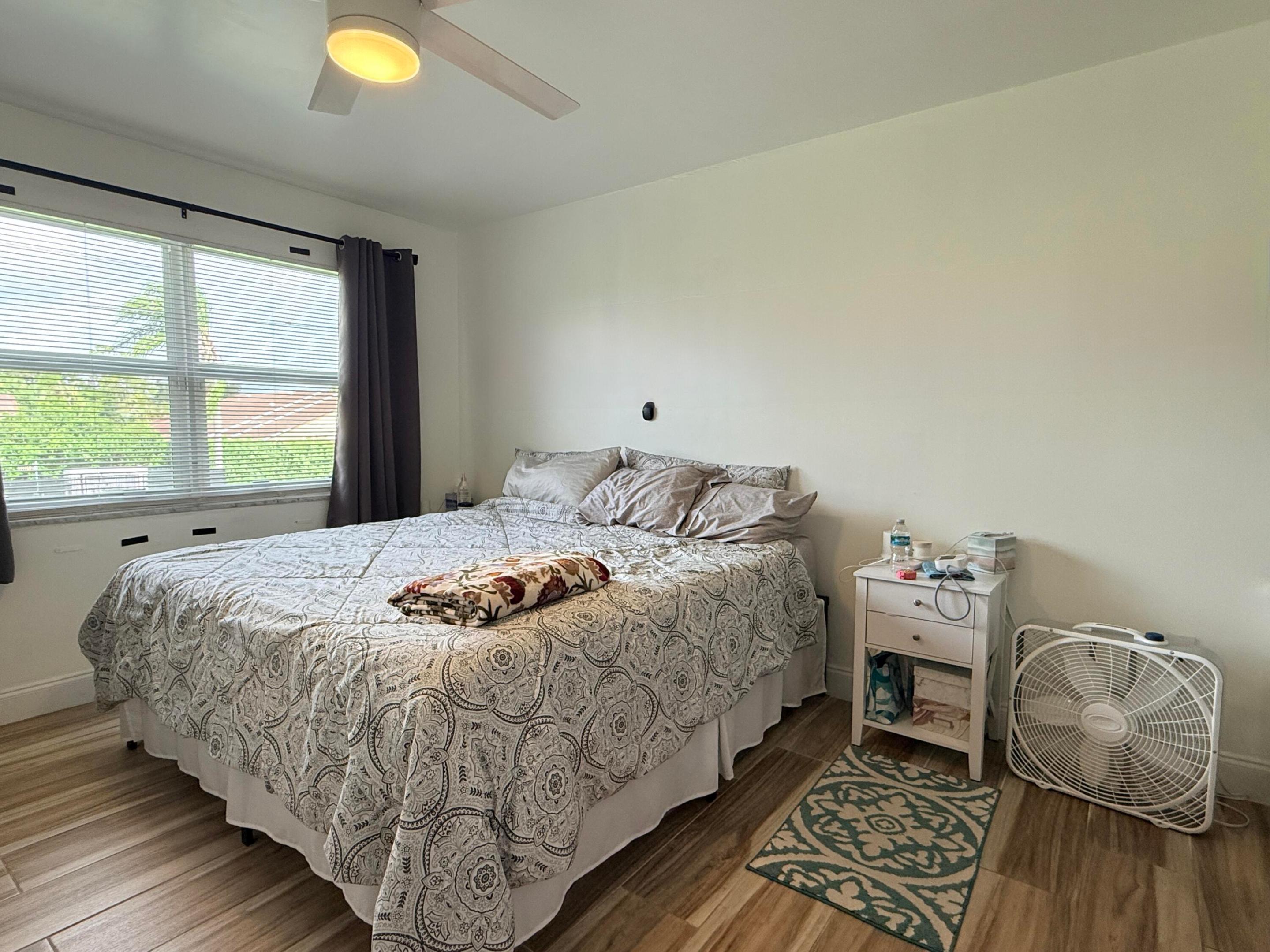 LAKESIDE VILLAGE CONDO 2 - Residential