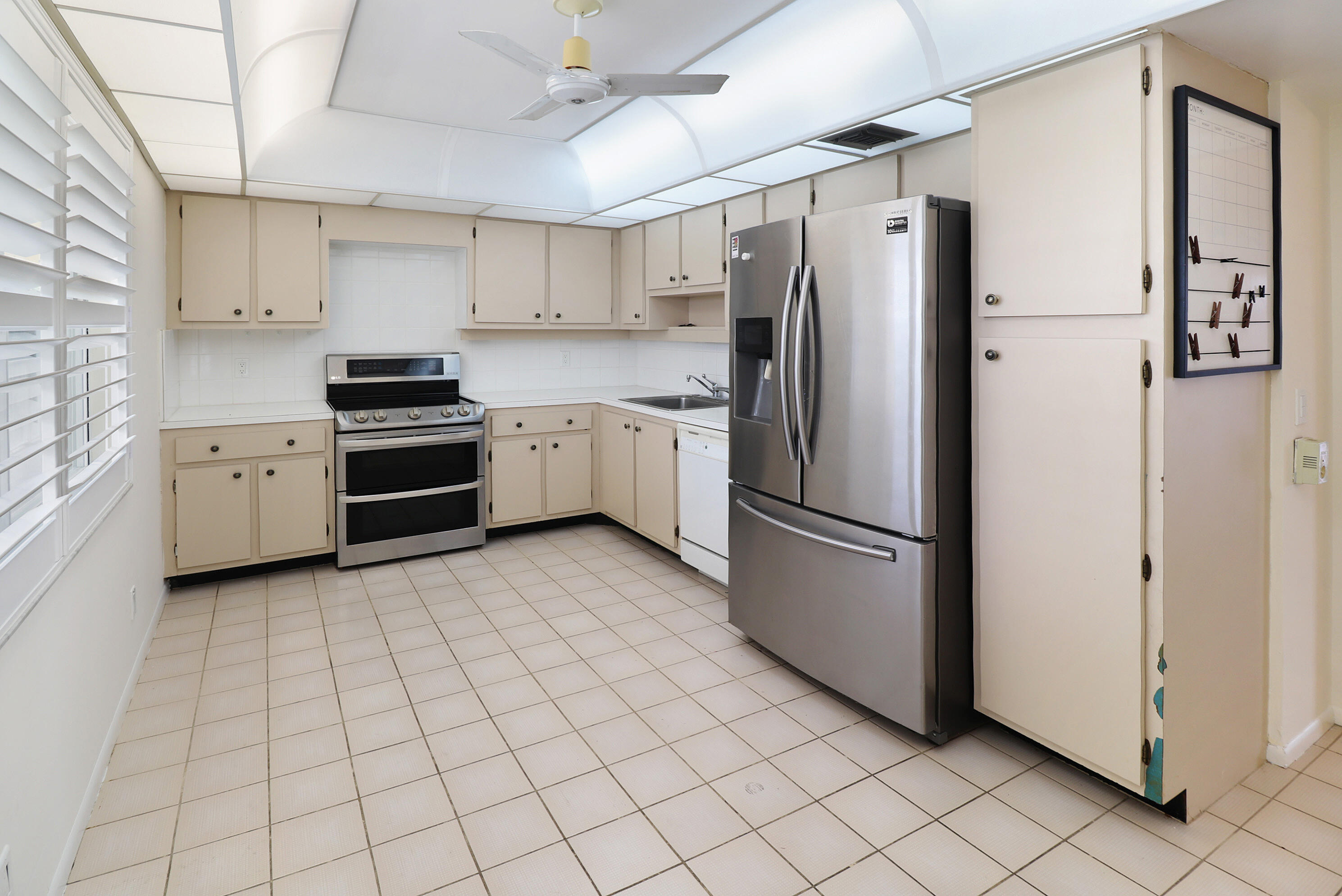 NO 52 PALM-AIRE COUNTRY CLUB - Residential