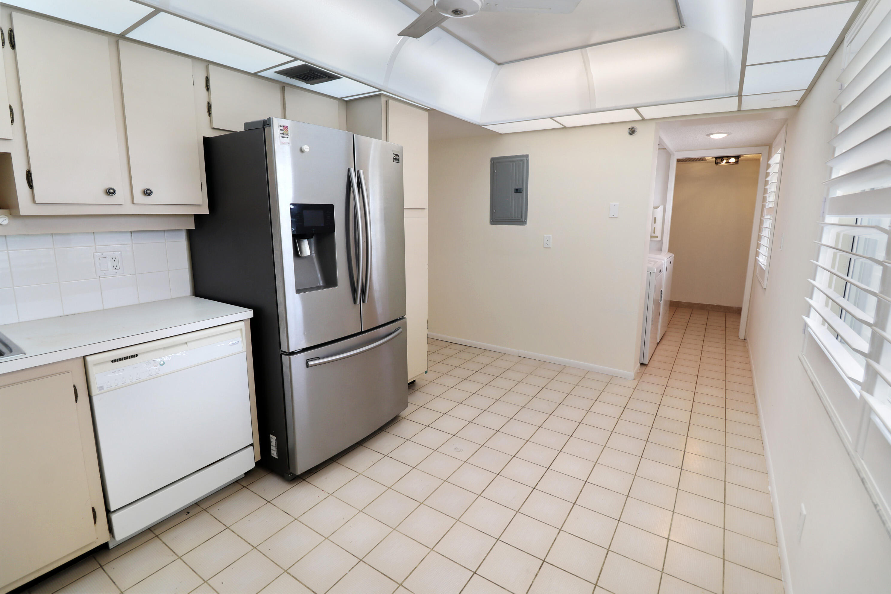 NO 52 PALM-AIRE COUNTRY CLUB - Residential