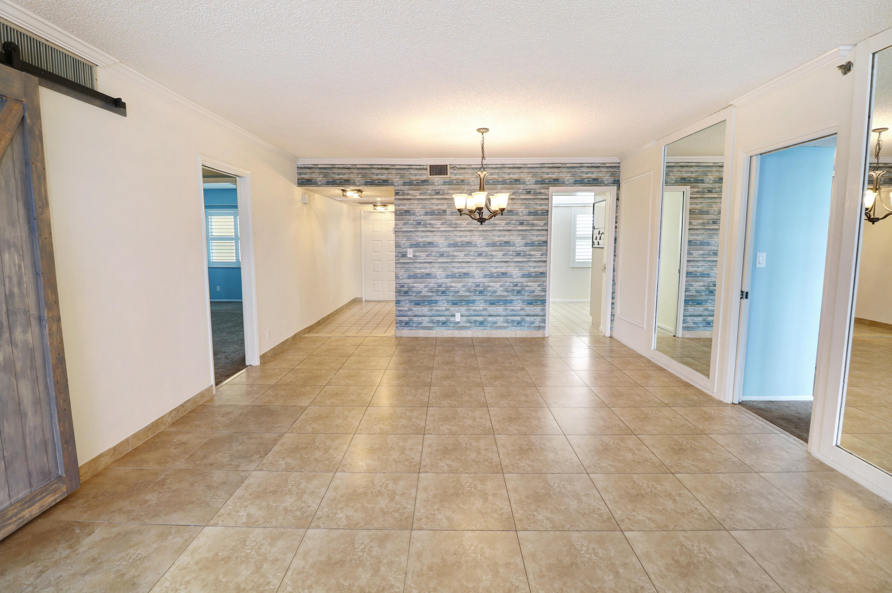 NO 52 PALM-AIRE COUNTRY CLUB - Residential