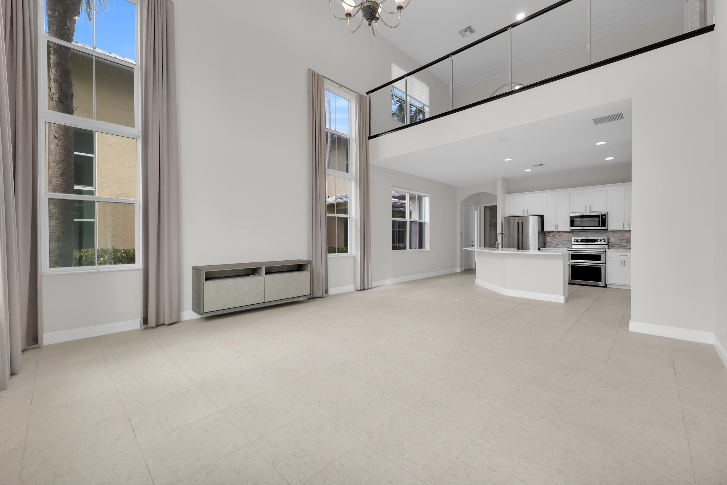 SOUTHAMPTON - Residential